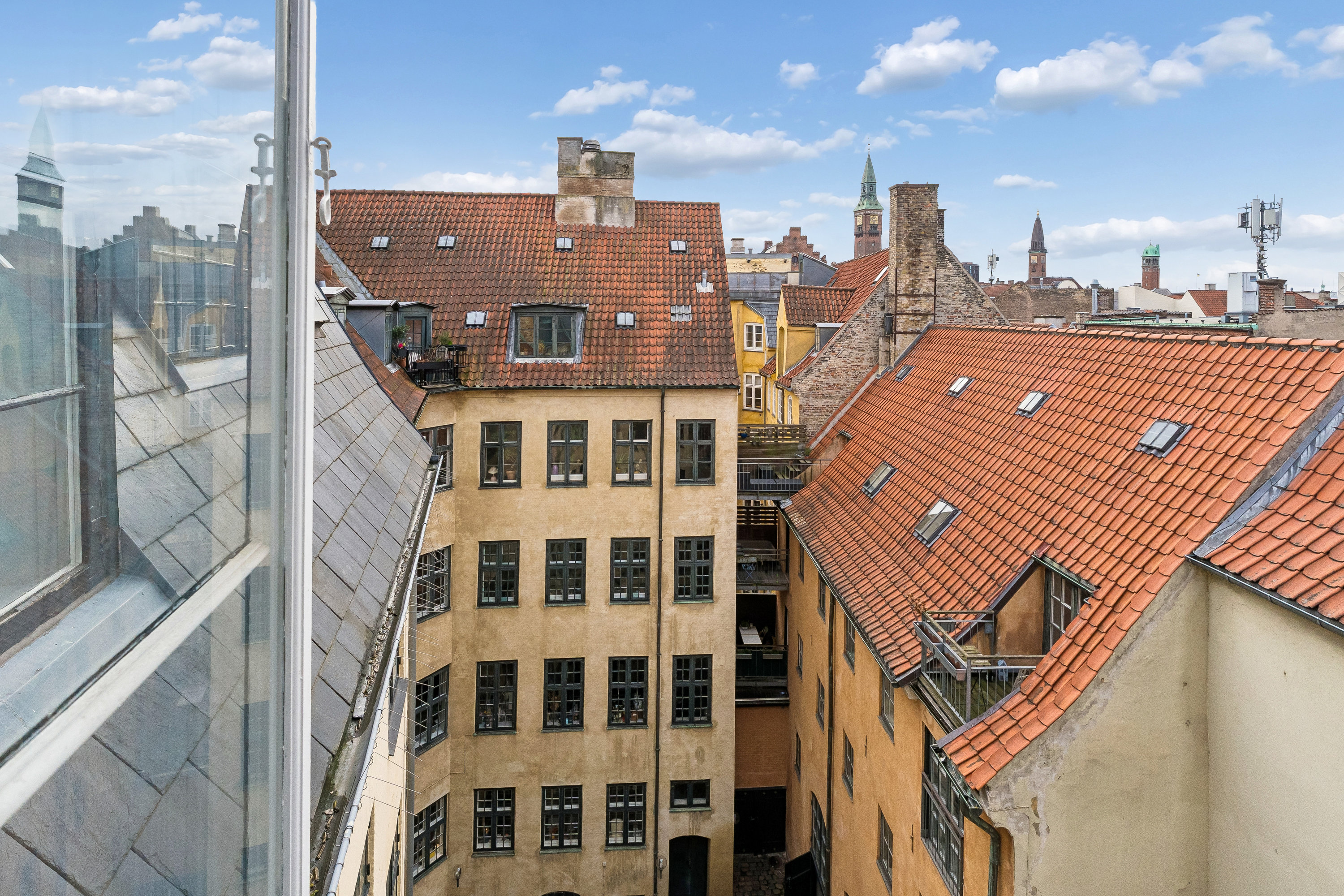 Fremhævet udsigt billede i fuldskærmstilstand. Billede af Nybrogade 22, 5., 1203 København K