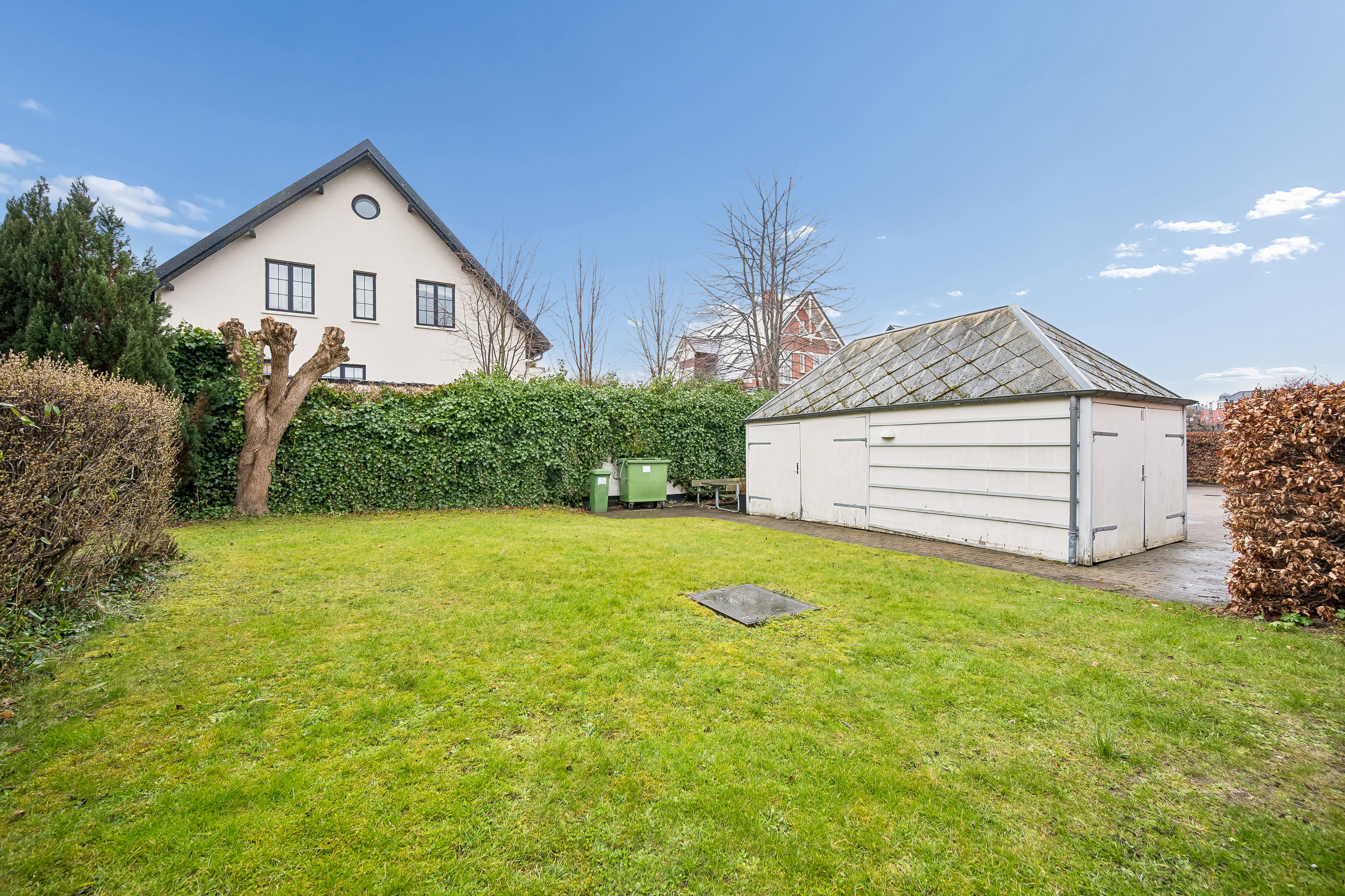 Fremhævet andet billede i fuldskærmstilstand. Billede af Hellerupvej 25, st.. tv., 2900 Hellerup