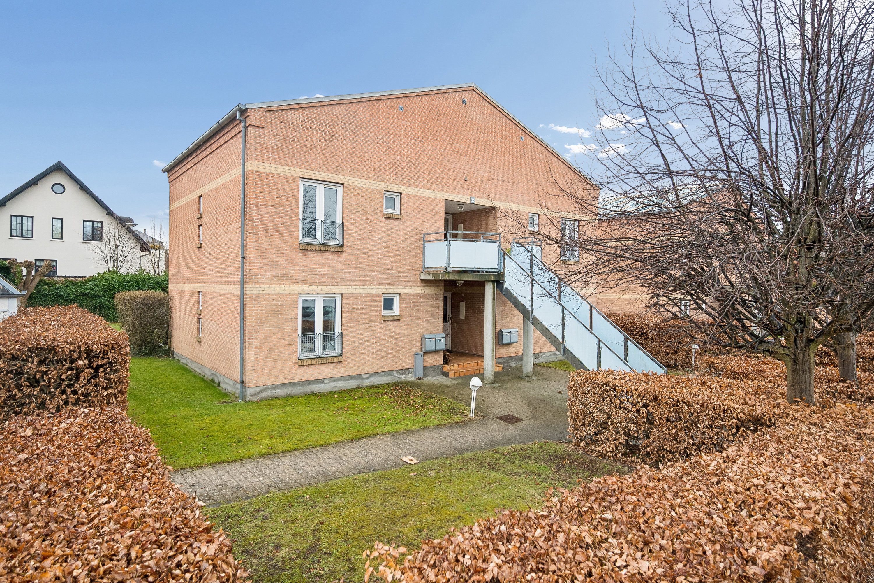 Fremhævet andet billede i fuldskærmstilstand. Billede af Hellerupvej 25, st.. tv., 2900 Hellerup