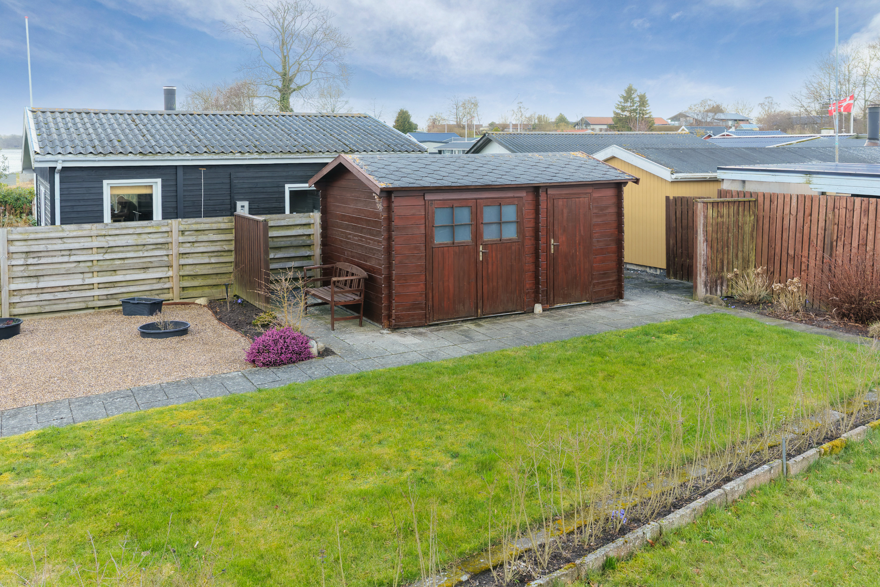 Fremhævet facade billede i fuldskærmstilstand. Billede af Strandlysthuse 33, 5330 Munkebo