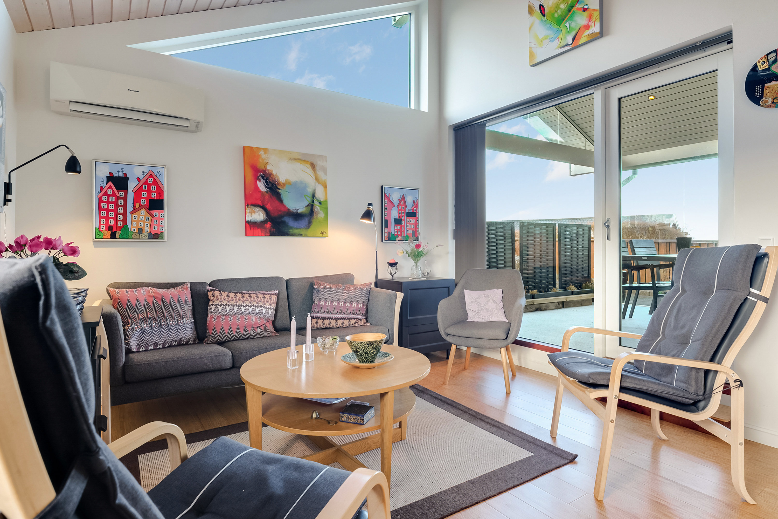 Fremhævet stue billede i fuldskærmstilstand. Billede af Strandlysthuse 33, 5330 Munkebo