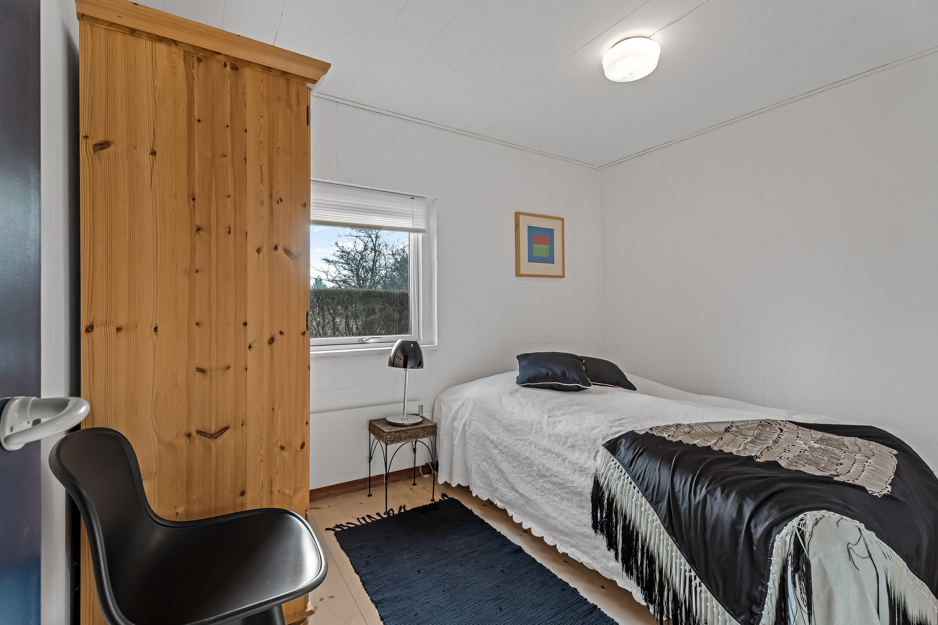 Fremhævet soveværelse billede i fuldskærmstilstand. Billede af Løvstræde 9, Hummingen, 4983 Dannemare