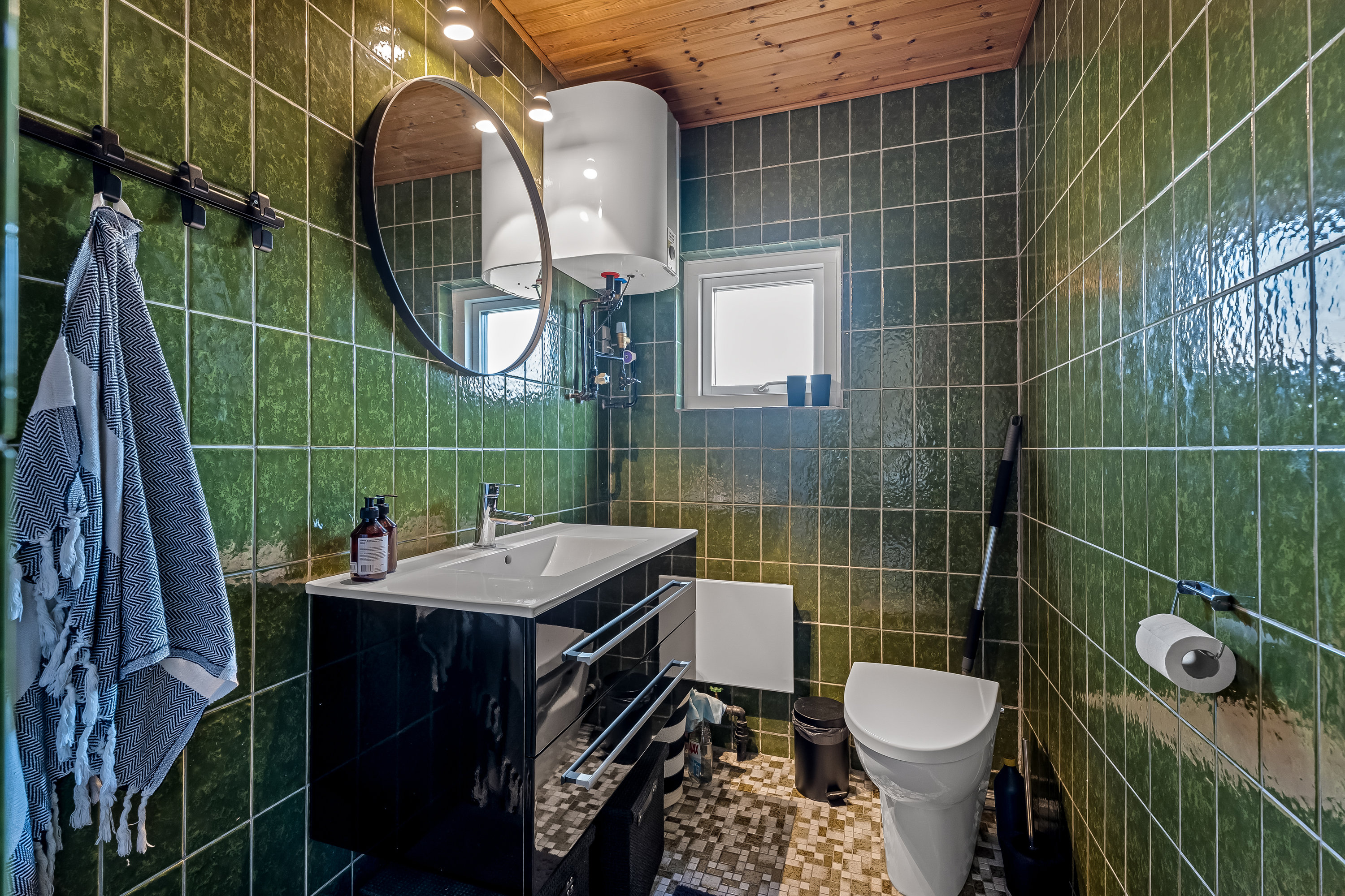 Fremhævet badeværelse billede i fuldskærmstilstand. Billede af Løvstræde 9, Hummingen, 4983 Dannemare