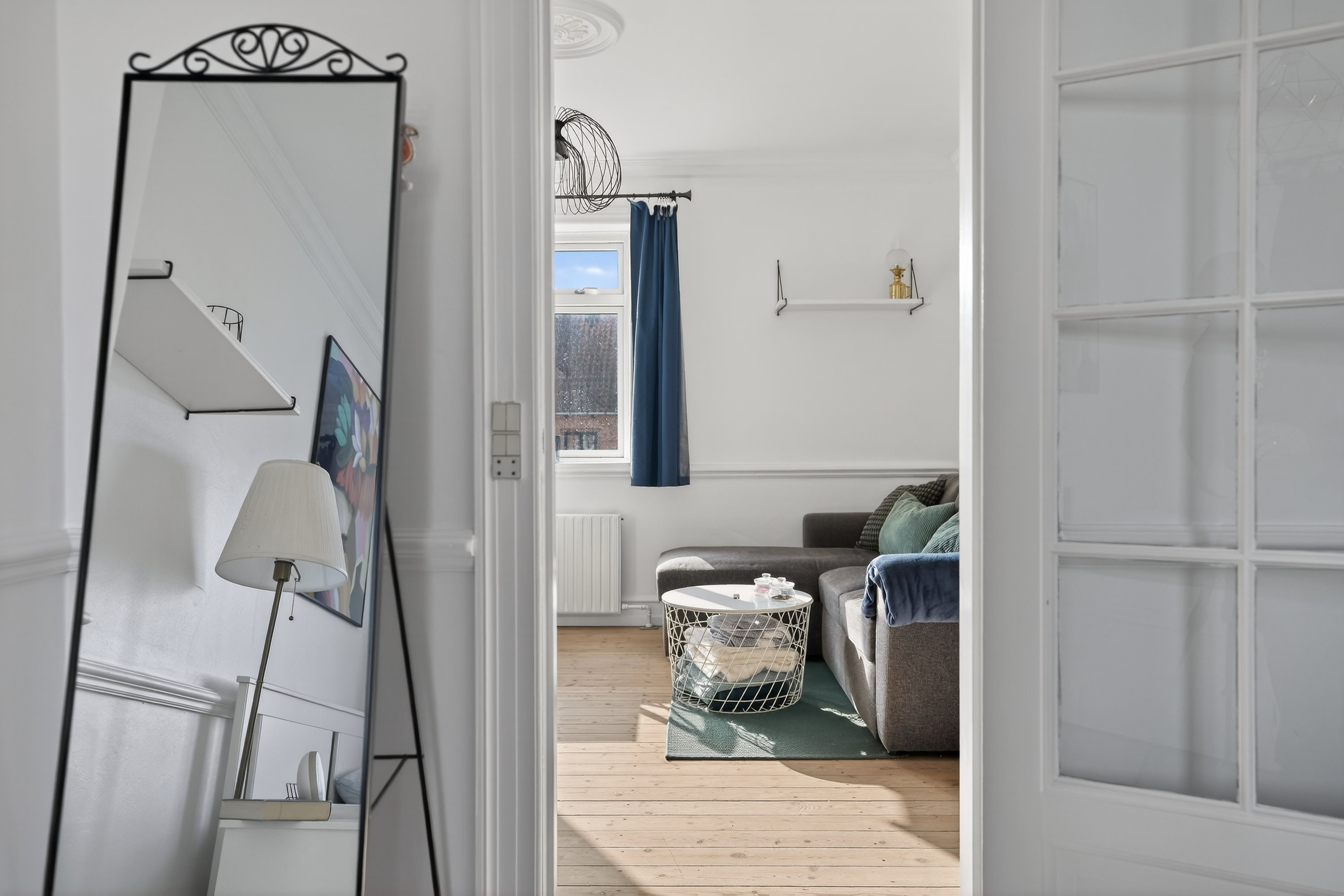 Fremhævet stue billede i fuldskærmstilstand. Billede af Vigerslevvej 273, 2. tv., 2500 Valby