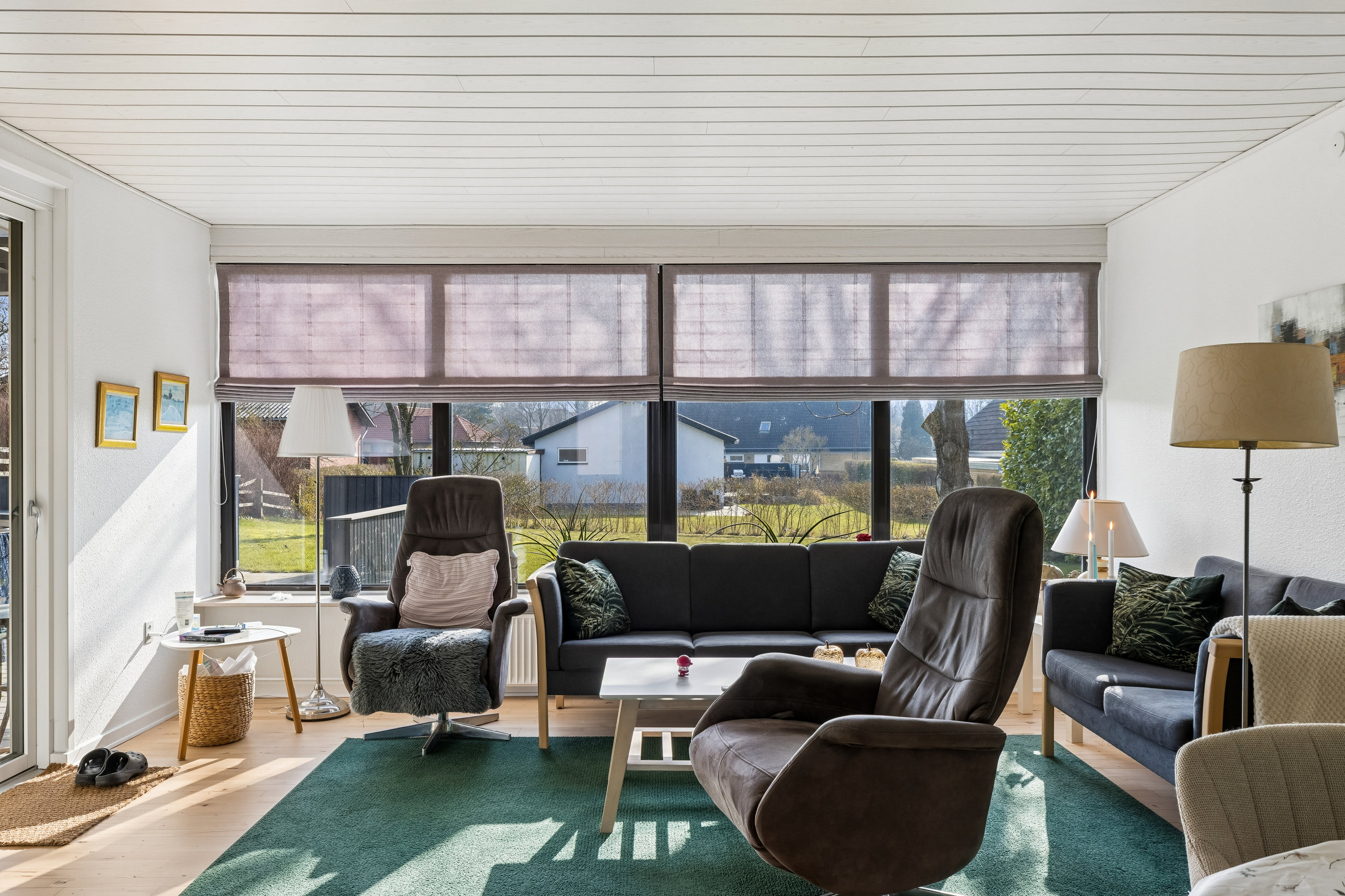 Fremhævet stue billede i fuldskærmstilstand. Billede af Fasanvænget 4, 6310 Broager