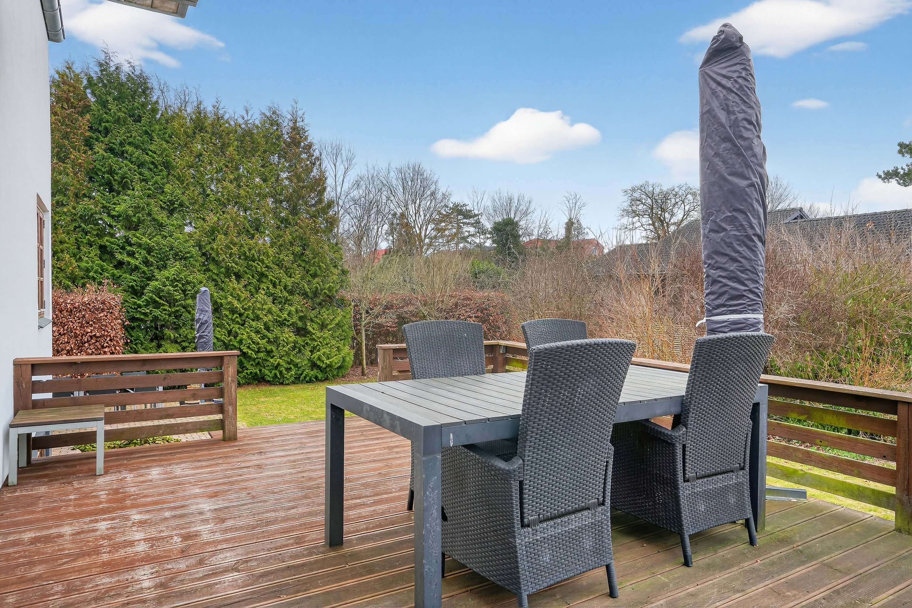 Fremhævet terrasse billede i fuldskærmstilstand. Billede af Skandrups Alle 39, Hareskov, 3500 Værløse