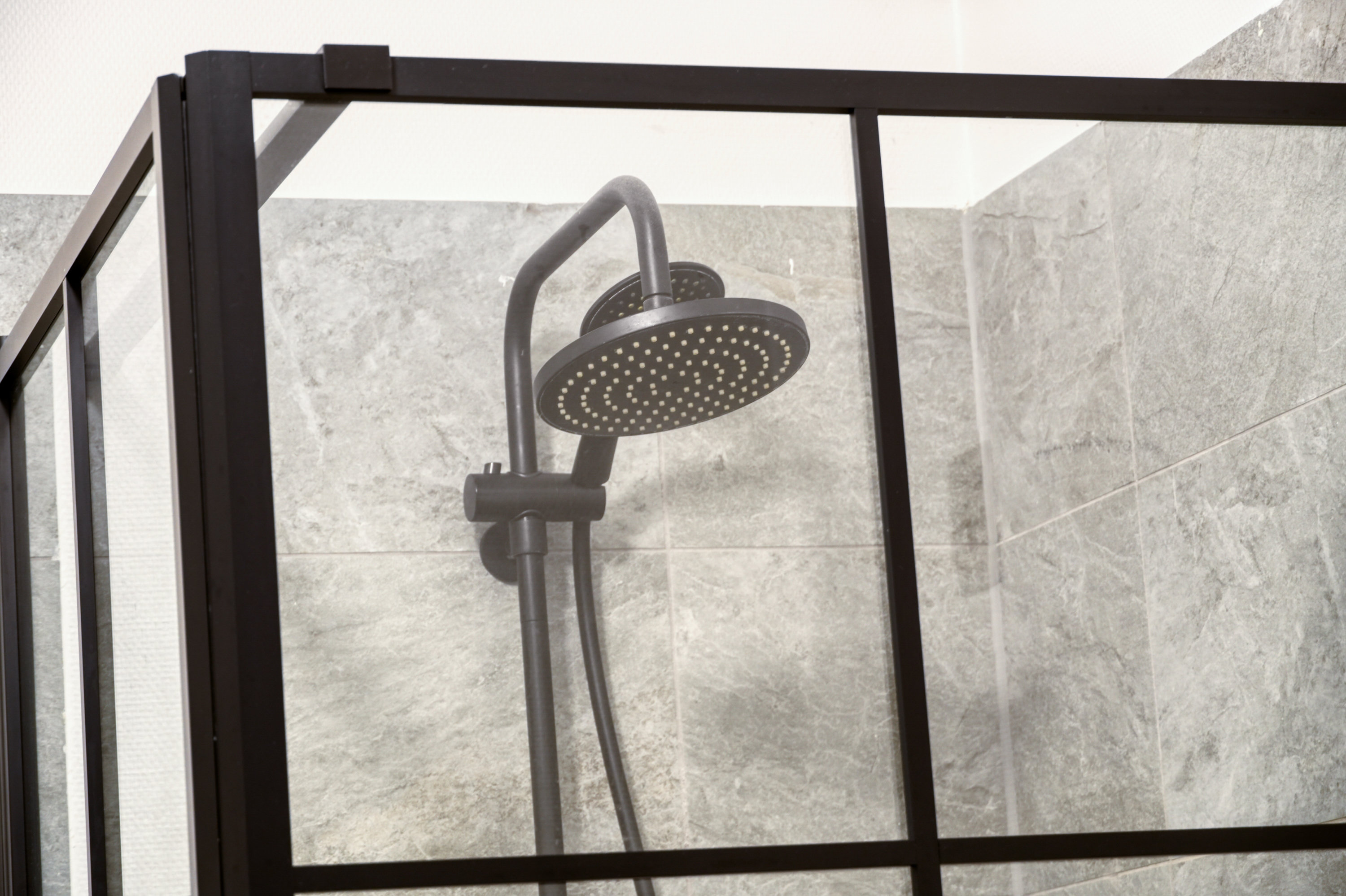 Fremhævet badeværelse billede i fuldskærmstilstand. Billede af Vejlebrovej 118, 1. tv., 2635 Ishøj