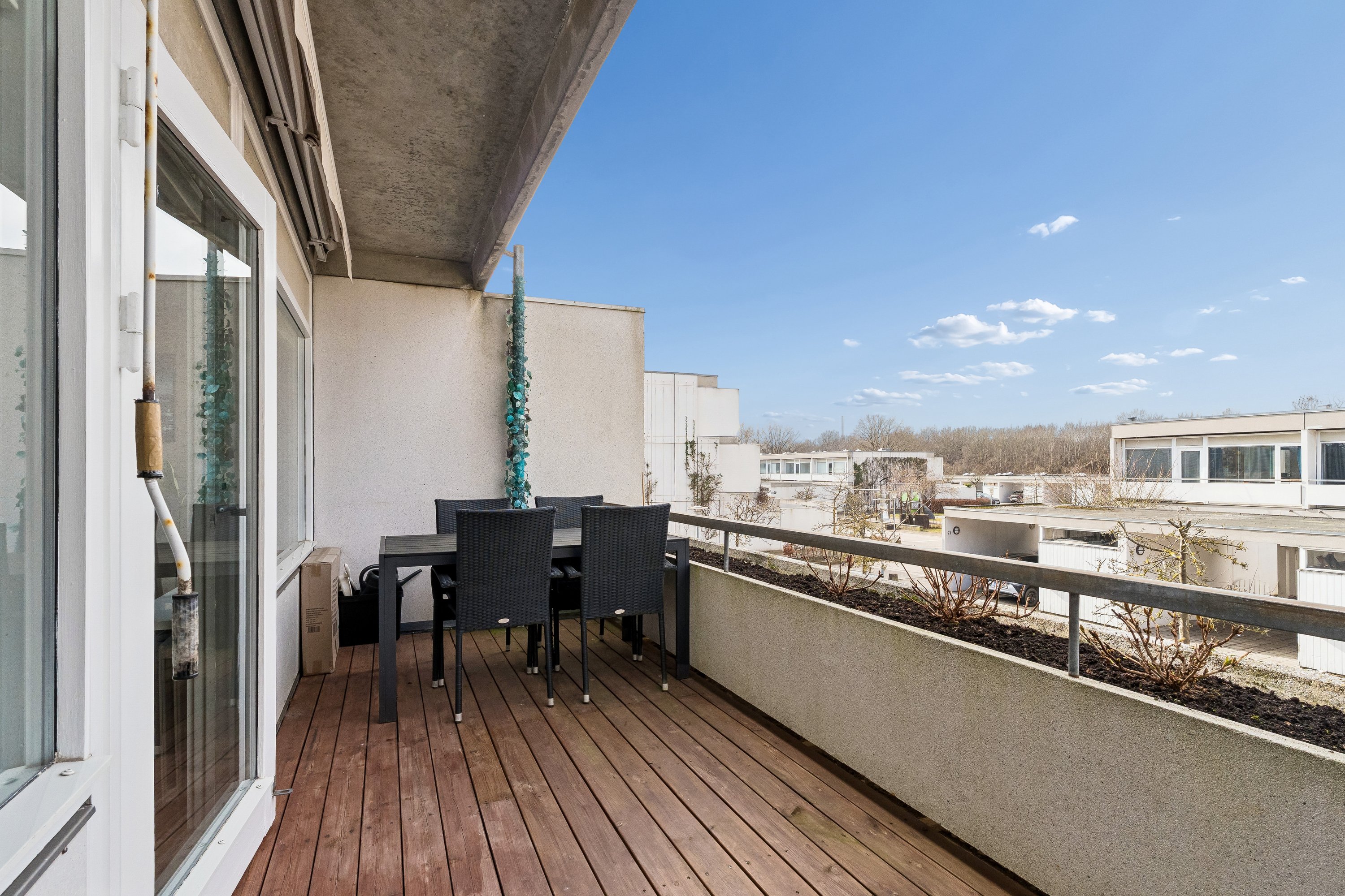 Fremhævet altan billede i fuldskærmstilstand. Billede af Eremitageparken 95, 1. a., 2800 Kongens Lyngby