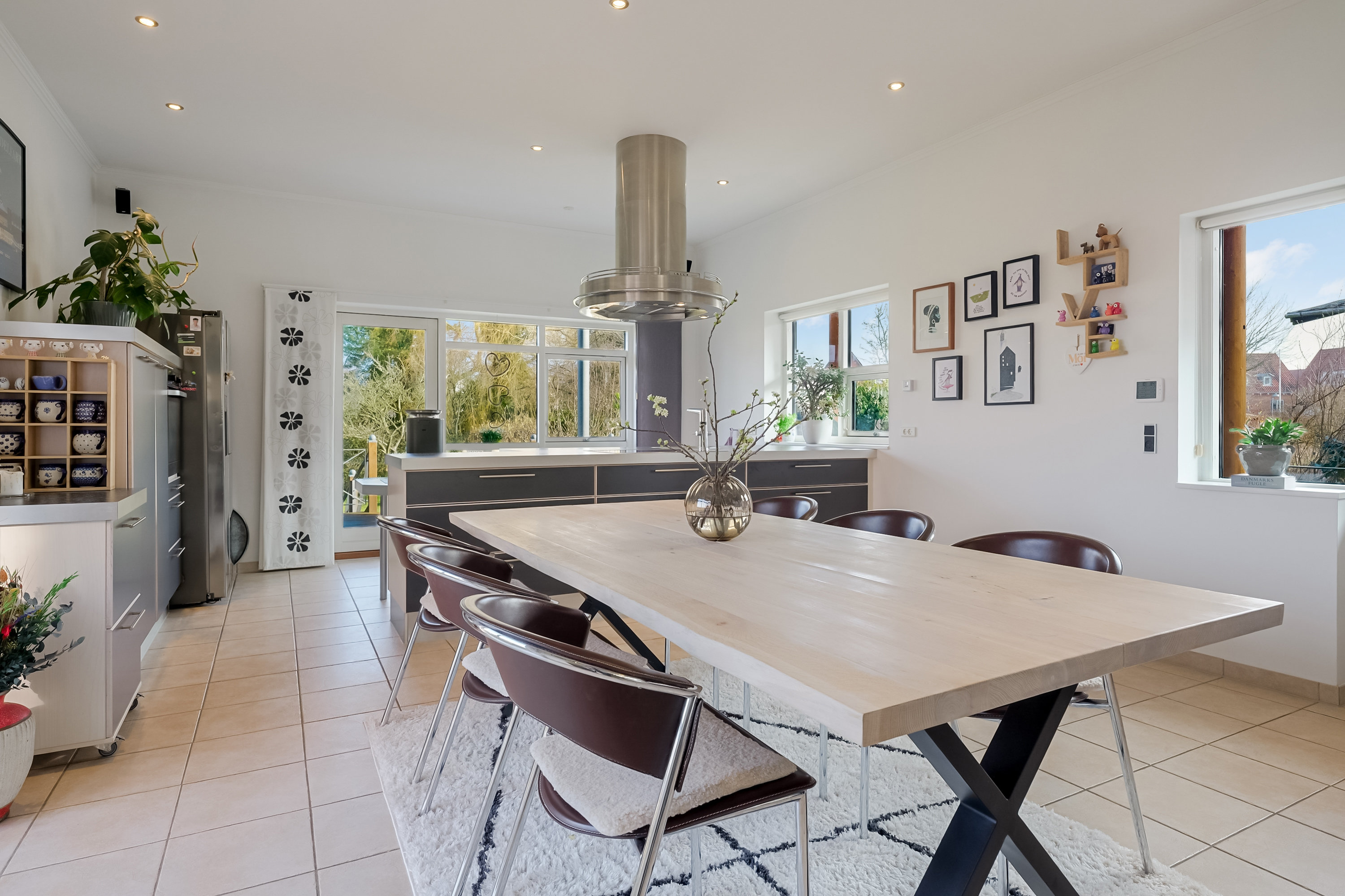 Miniaturebillede 2: stue. Billede af Rosenvænget 41, 5500 Middelfart