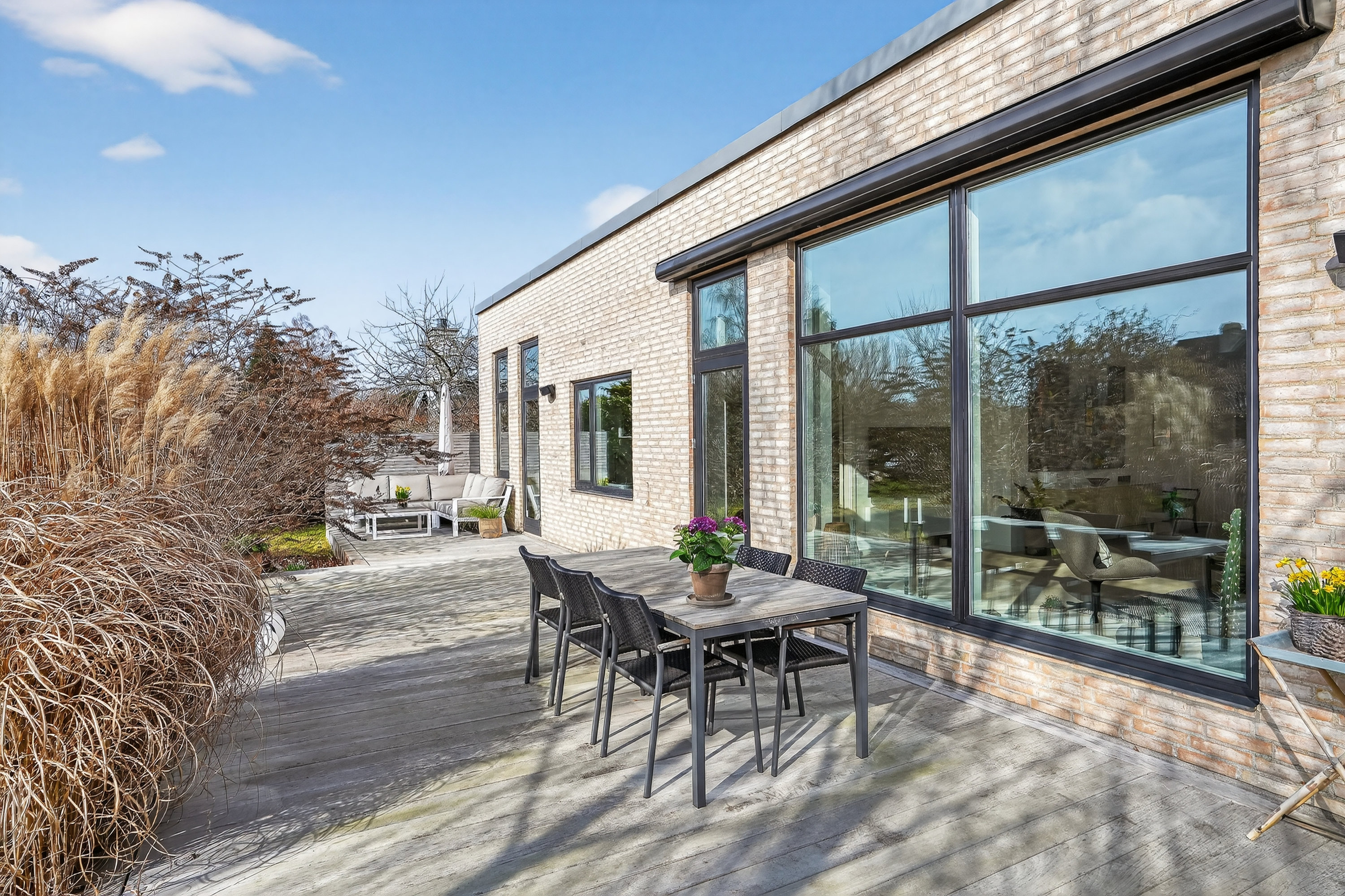 Villa: Terrasse på Vildrosevej 42, Hareskov, 3500 Værløse