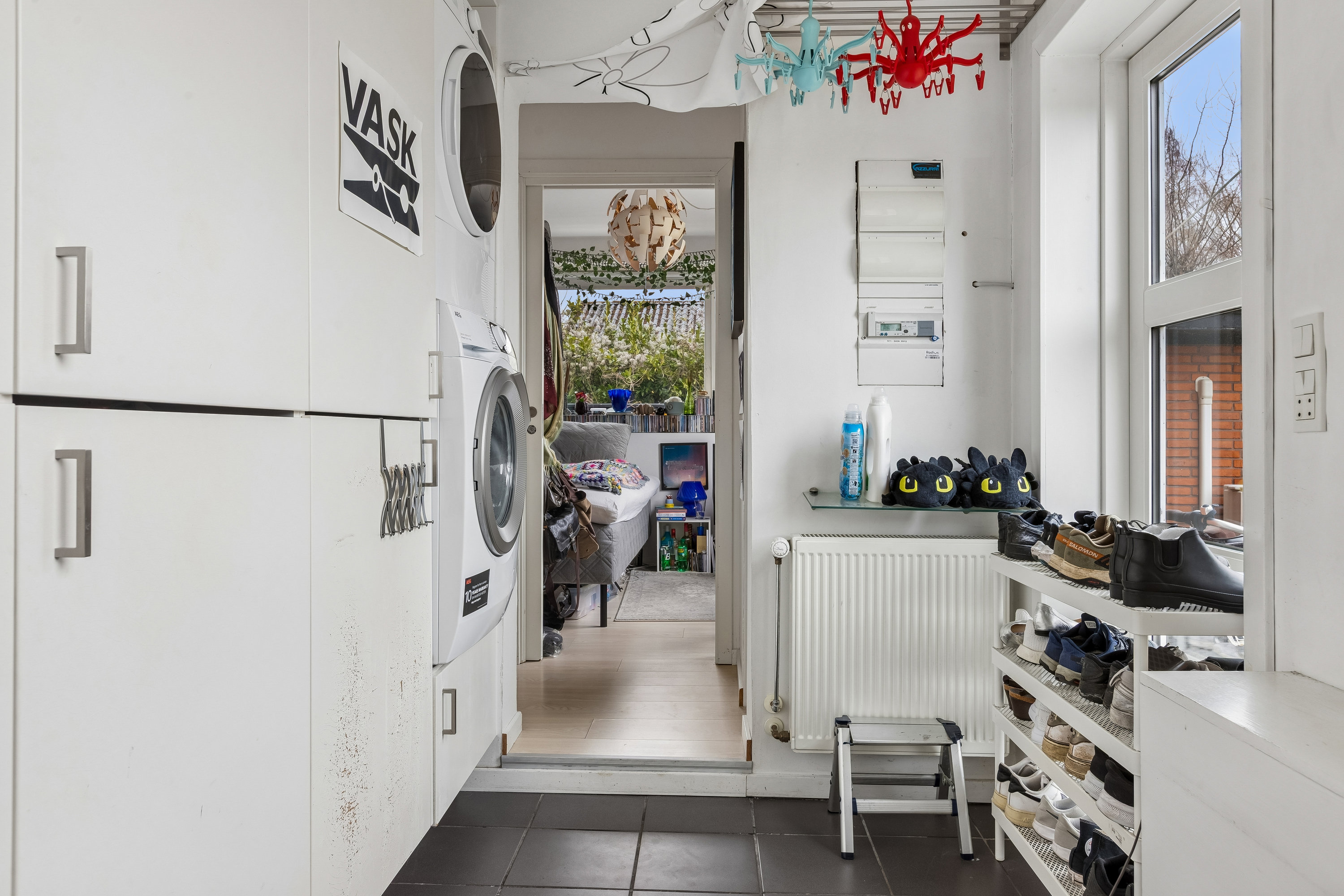 Fremhævet gang billede i fuldskærmstilstand. Billede af Barritvej 15, 2770 Kastrup