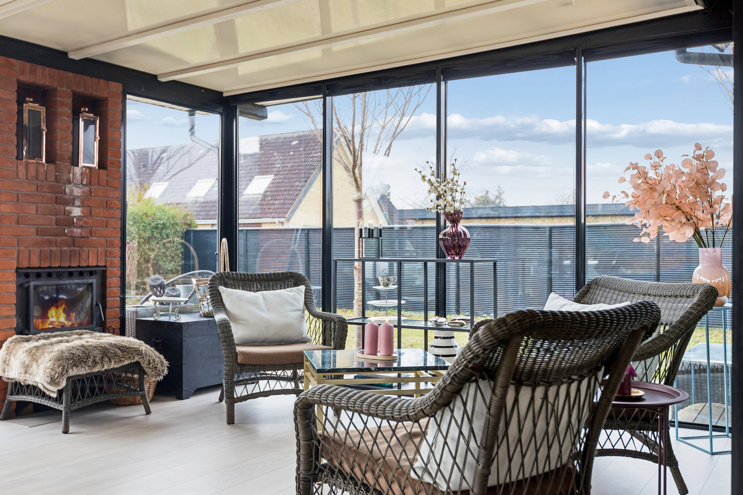 Fremhævet stue billede i fuldskærmstilstand. Billede af Barritvej 15, 2770 Kastrup