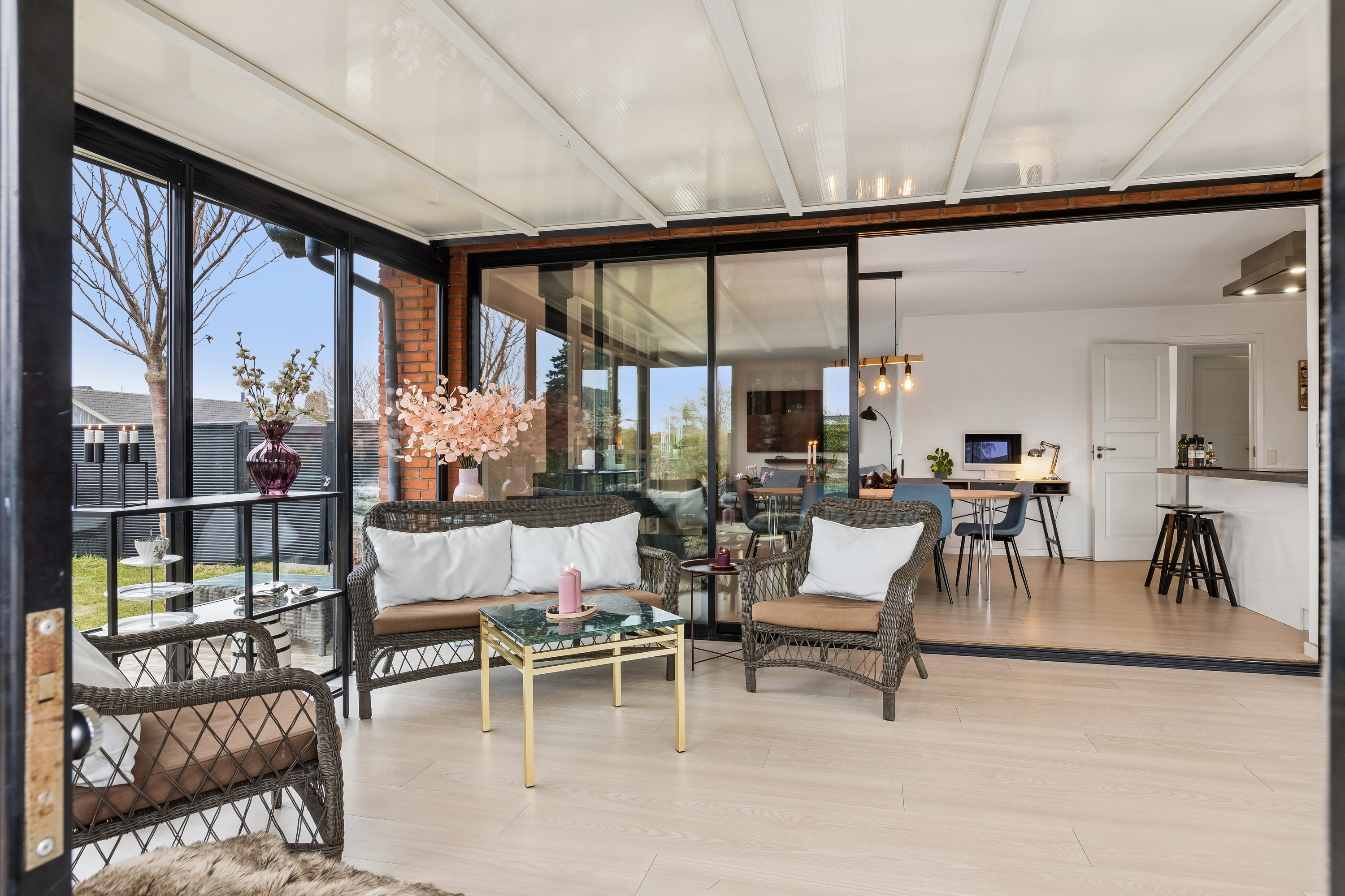 Fremhævet garage billede i fuldskærmstilstand. Billede af Barritvej 15, 2770 Kastrup