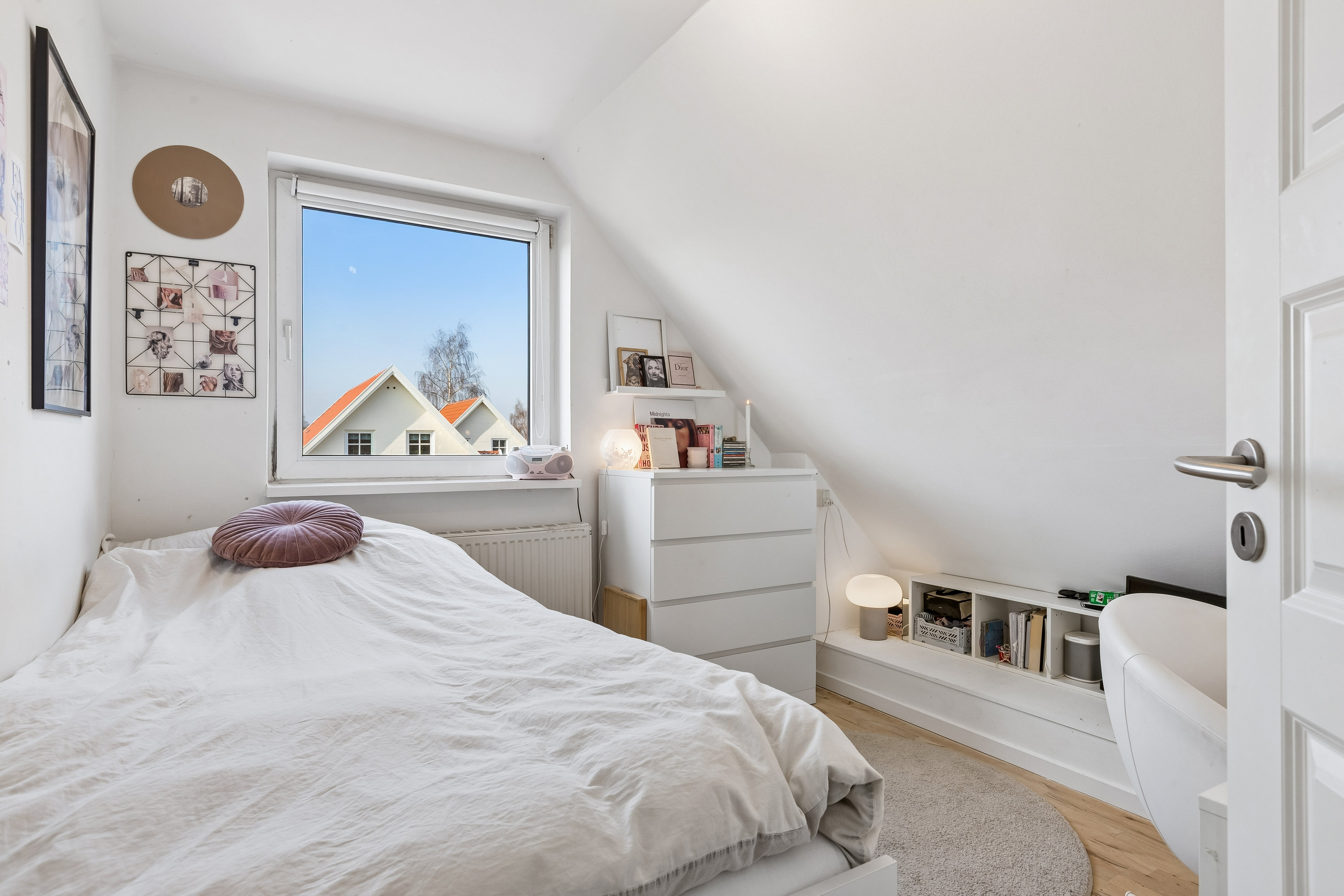 Fremhævet værelse billede i fuldskærmstilstand. Billede af Barritvej 15, 2770 Kastrup