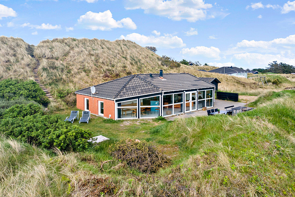 Fremhævet  billede i fuldskærmstilstand. Billede af Gammeleng 26, Nr Lyngvig, 6960 Hvide Sande