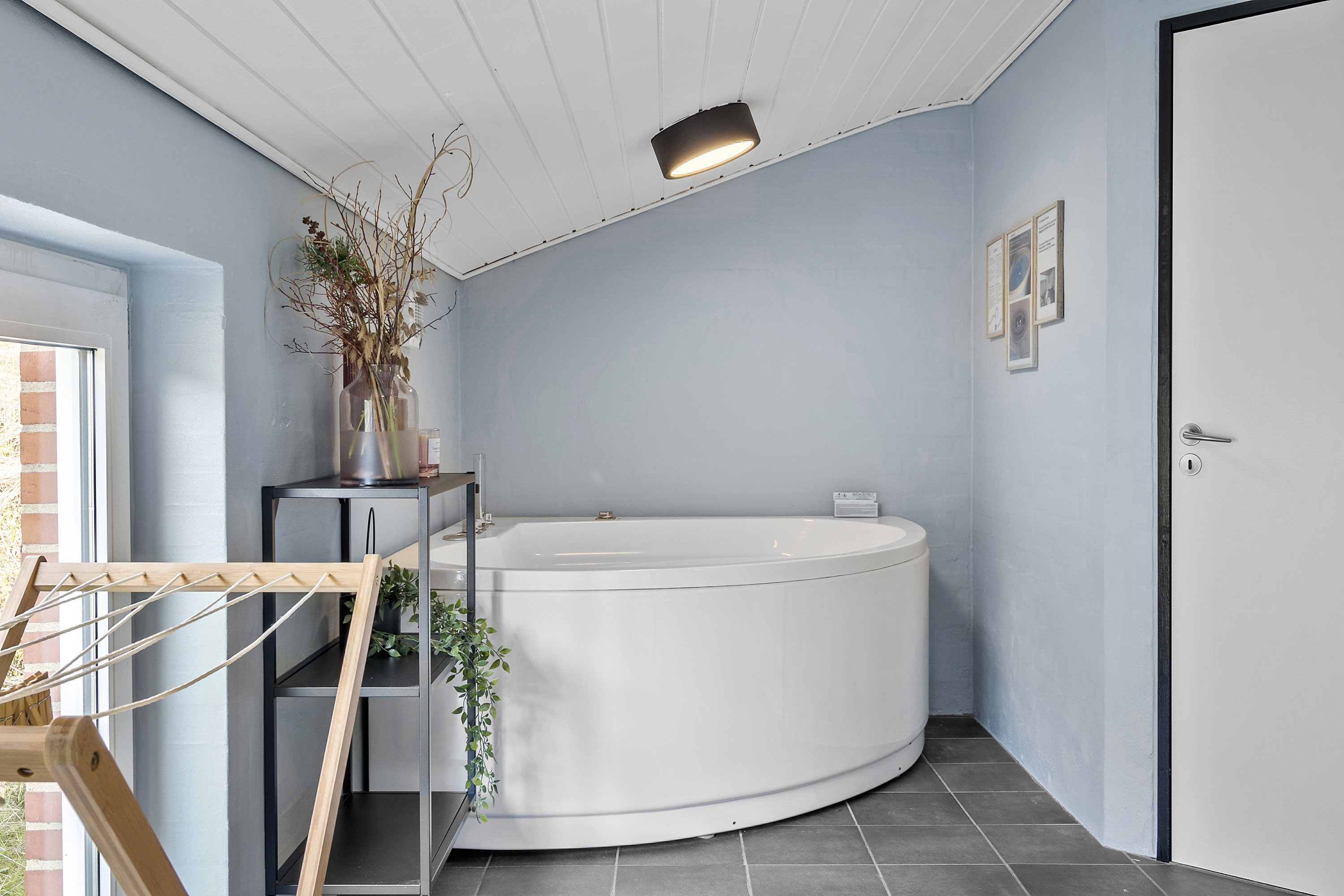 Fremhævet  billede i fuldskærmstilstand. Billede af Gammeleng 26, Nr Lyngvig, 6960 Hvide Sande