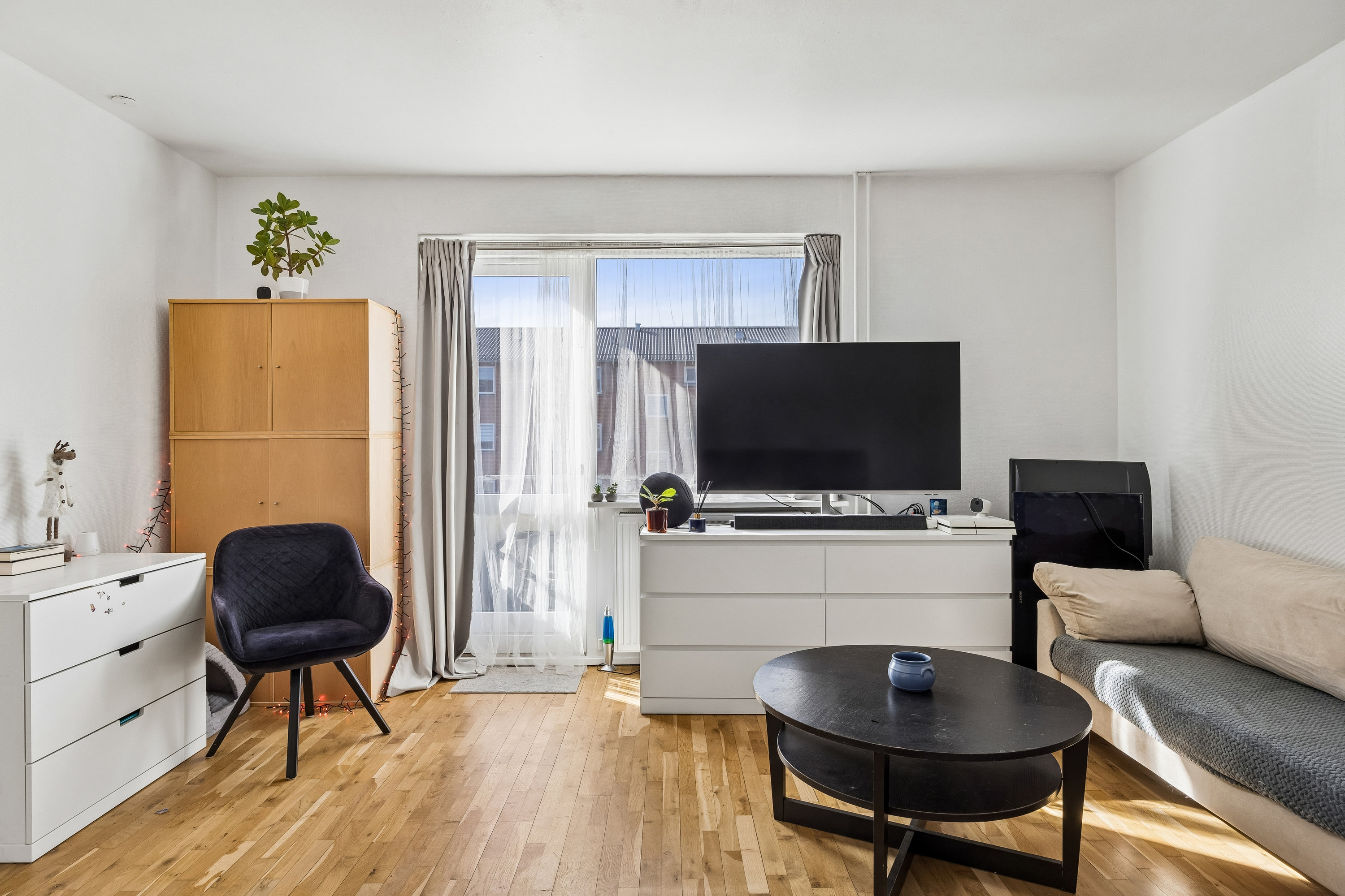 Fremhævet værelse billede i fuldskærmstilstand. Billede af Taastrup Have 7, 1. mf., 2630 Taastrup