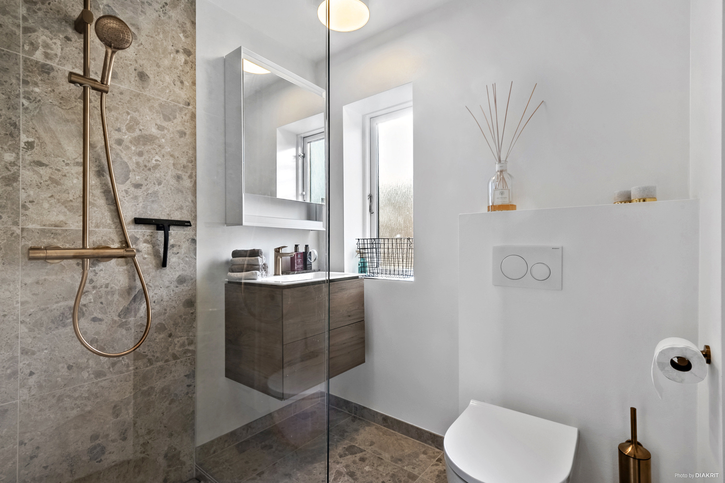 Fremhævet badeværelse billede i fuldskærmstilstand. Billede af Ringstedvej 513, 4632 Bjæverskov