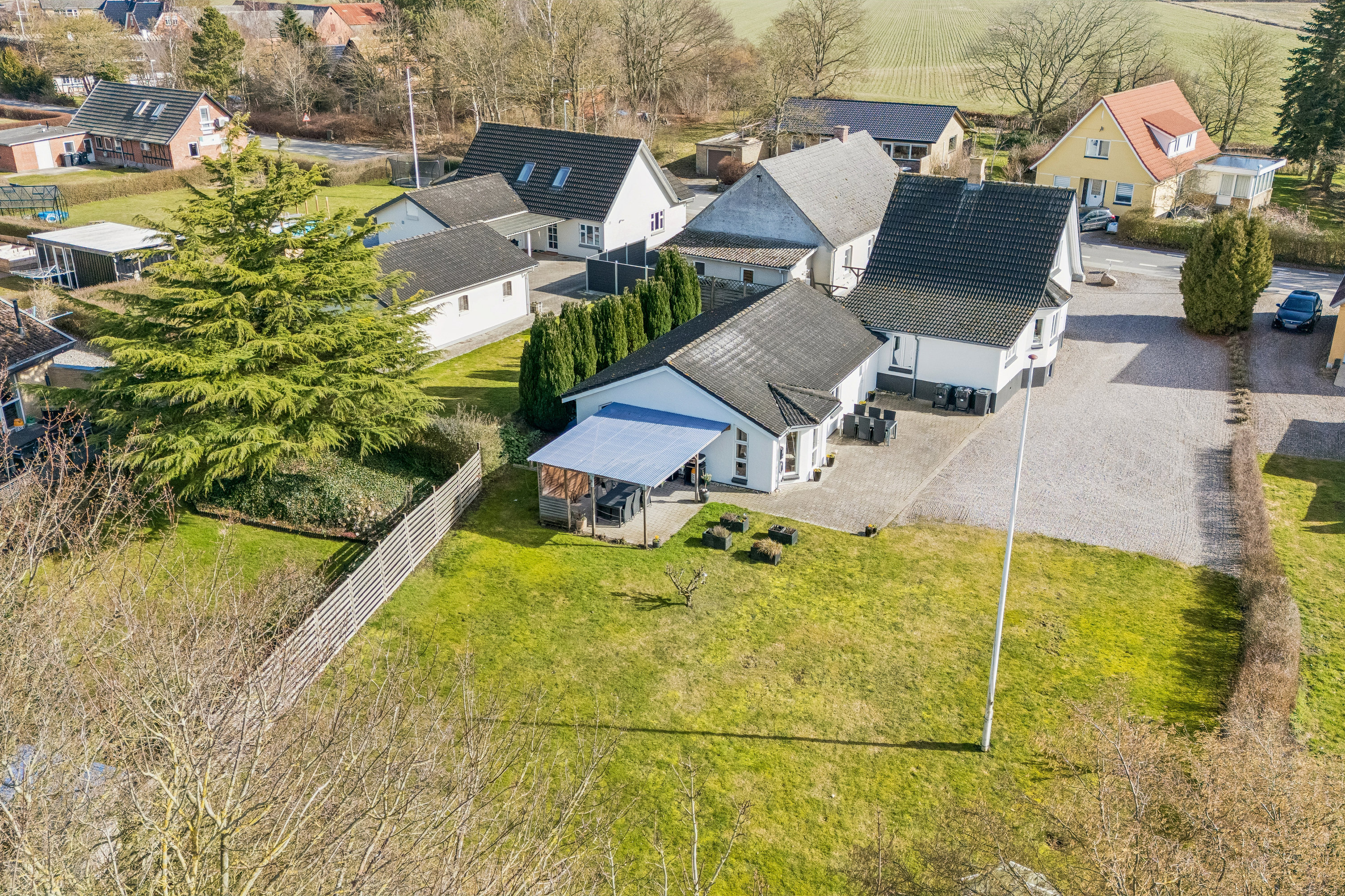 Fremhævet luftfoto billede i fuldskærmstilstand. Billede af Krogsbølle Bygade 24, Krogsbølle, 5450 Otterup