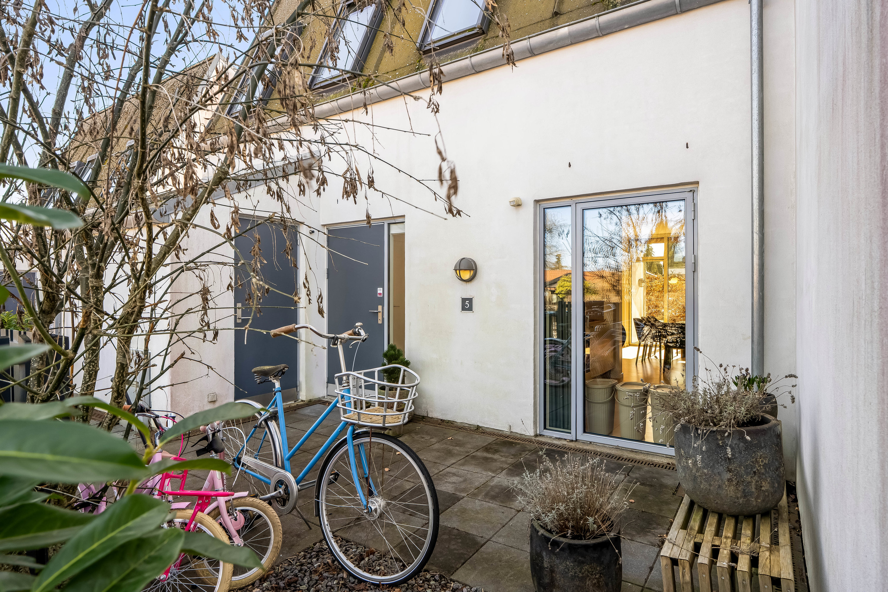 Fremhævet andet billede i fuldskærmstilstand. Billede af Klokkelyng 5, 2830 Virum