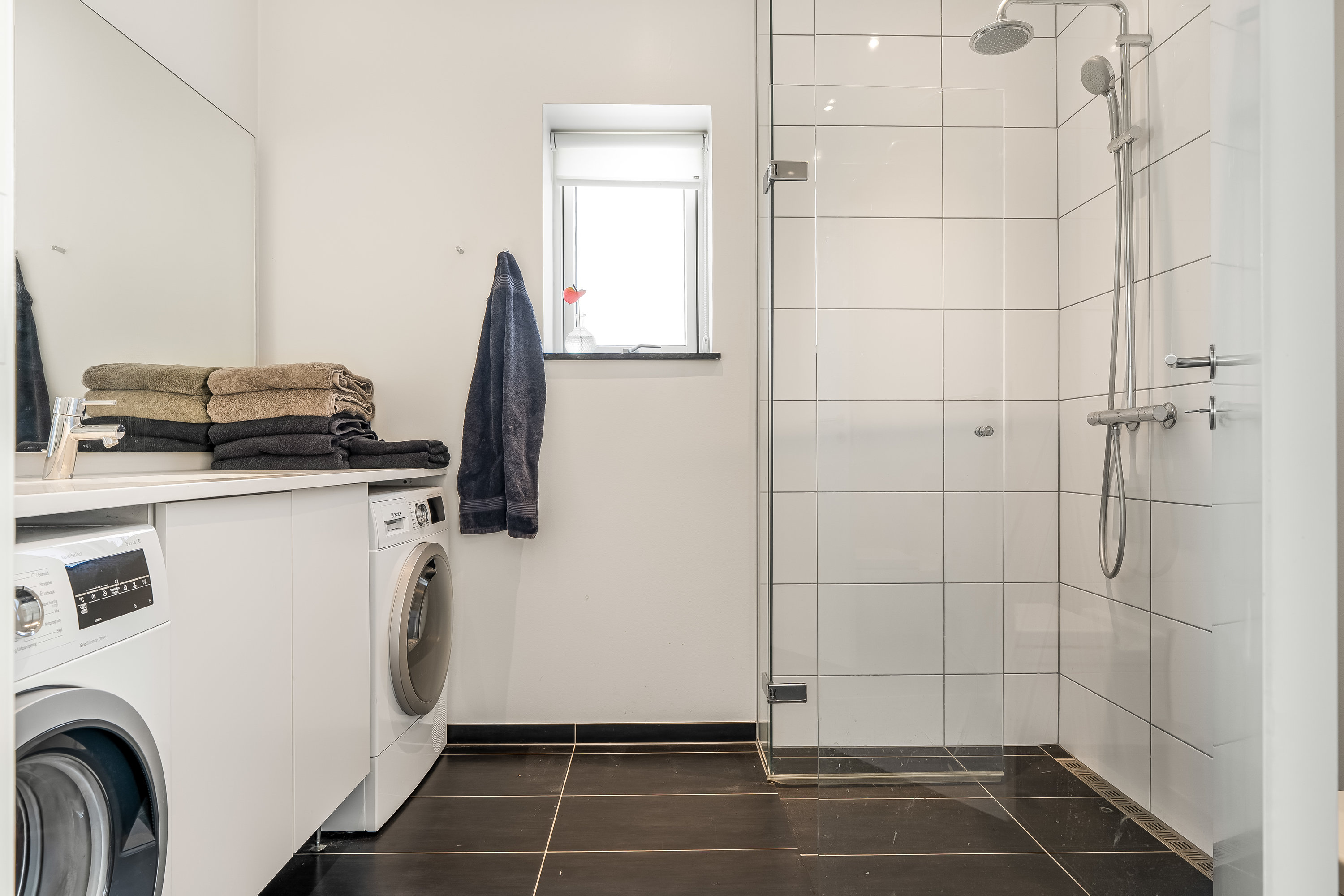 Fremhævet andet billede i fuldskærmstilstand. Billede af Klokkelyng 5, 2830 Virum