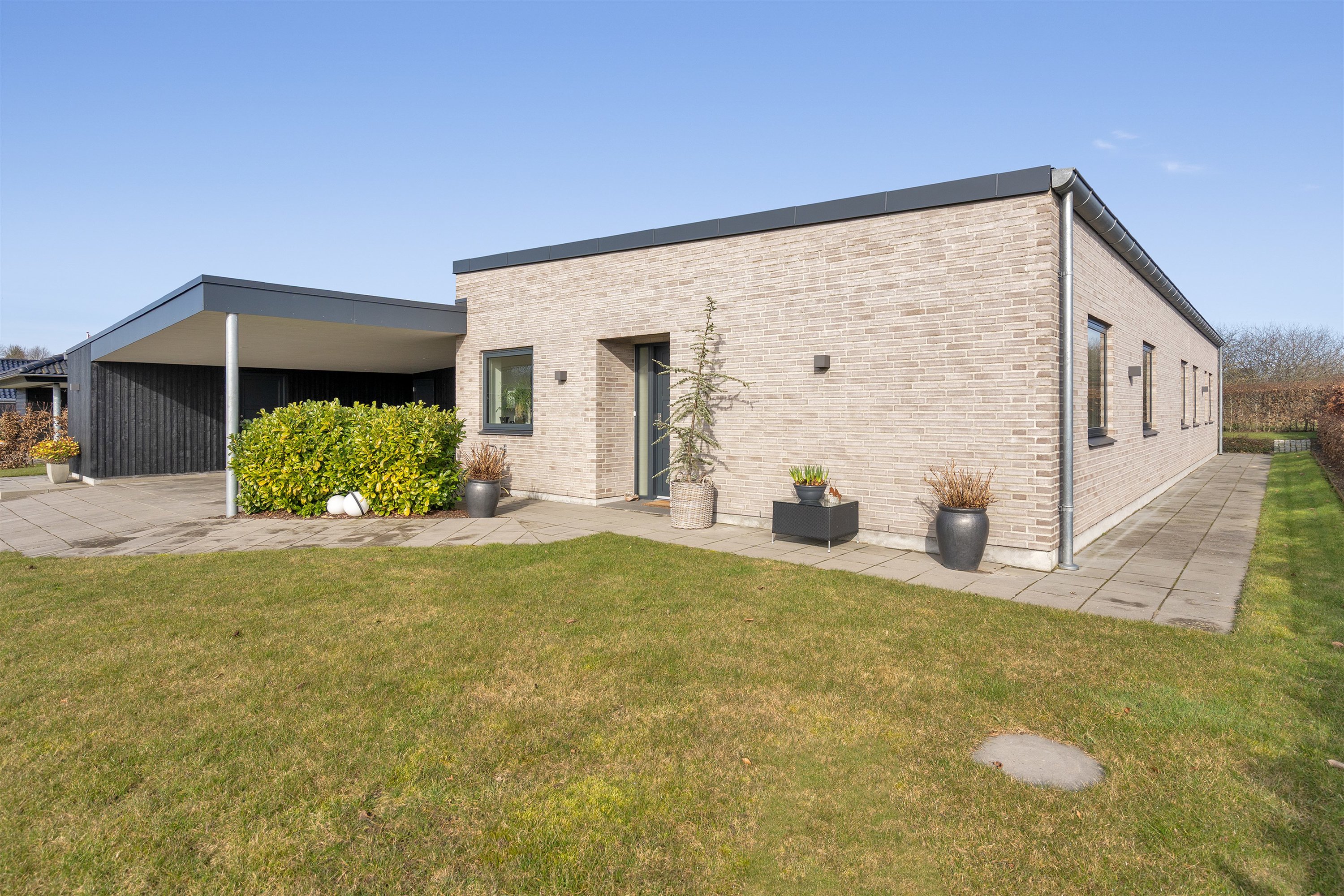 Fremhævet ejendommen billede i fuldskærmstilstand. Billede af Søholm Parkvej 45, Glamsbjerg, 5620 Glamsbjerg