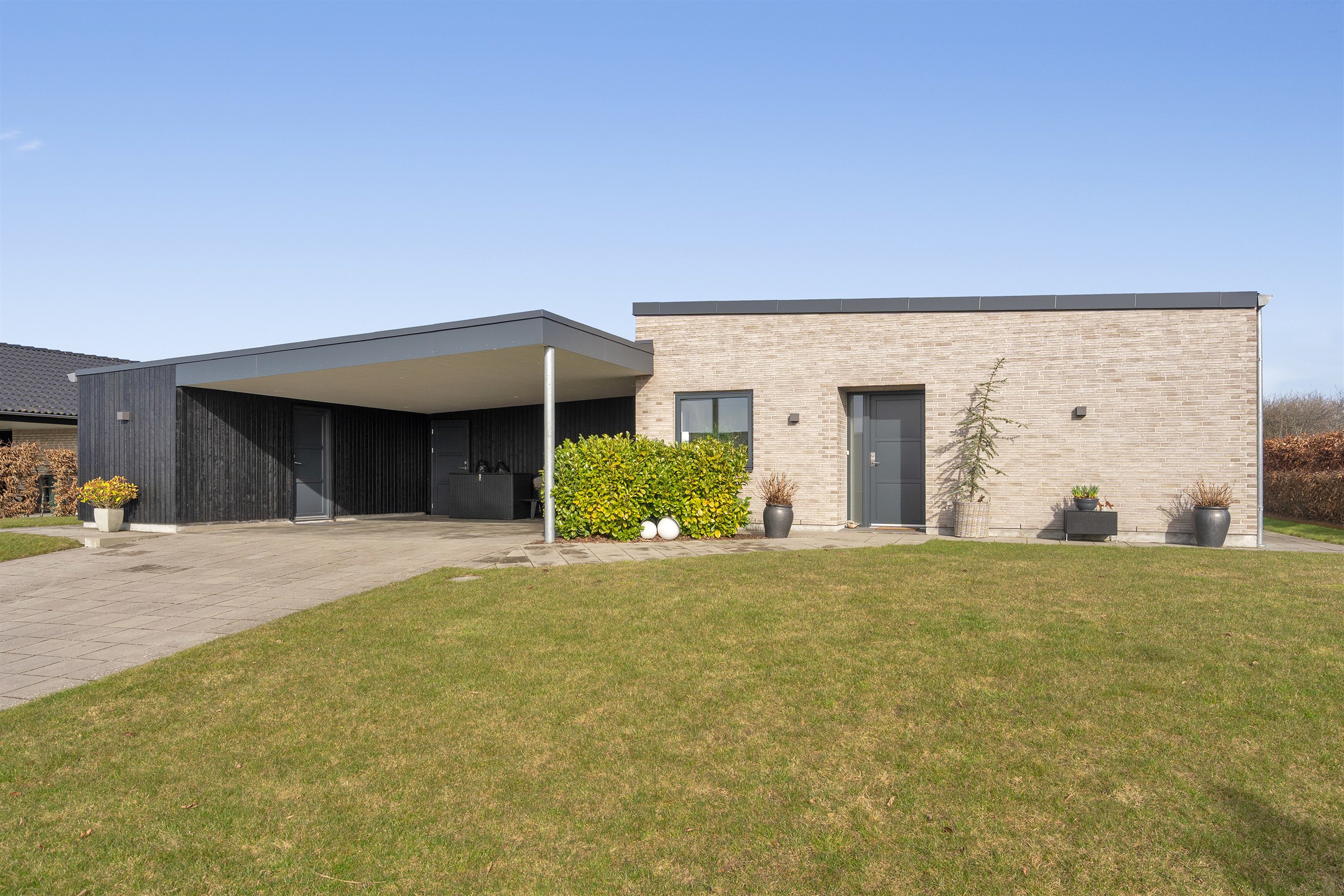 Fremhævet ejendommen billede i fuldskærmstilstand. Billede af Søholm Parkvej 45, Glamsbjerg, 5620 Glamsbjerg