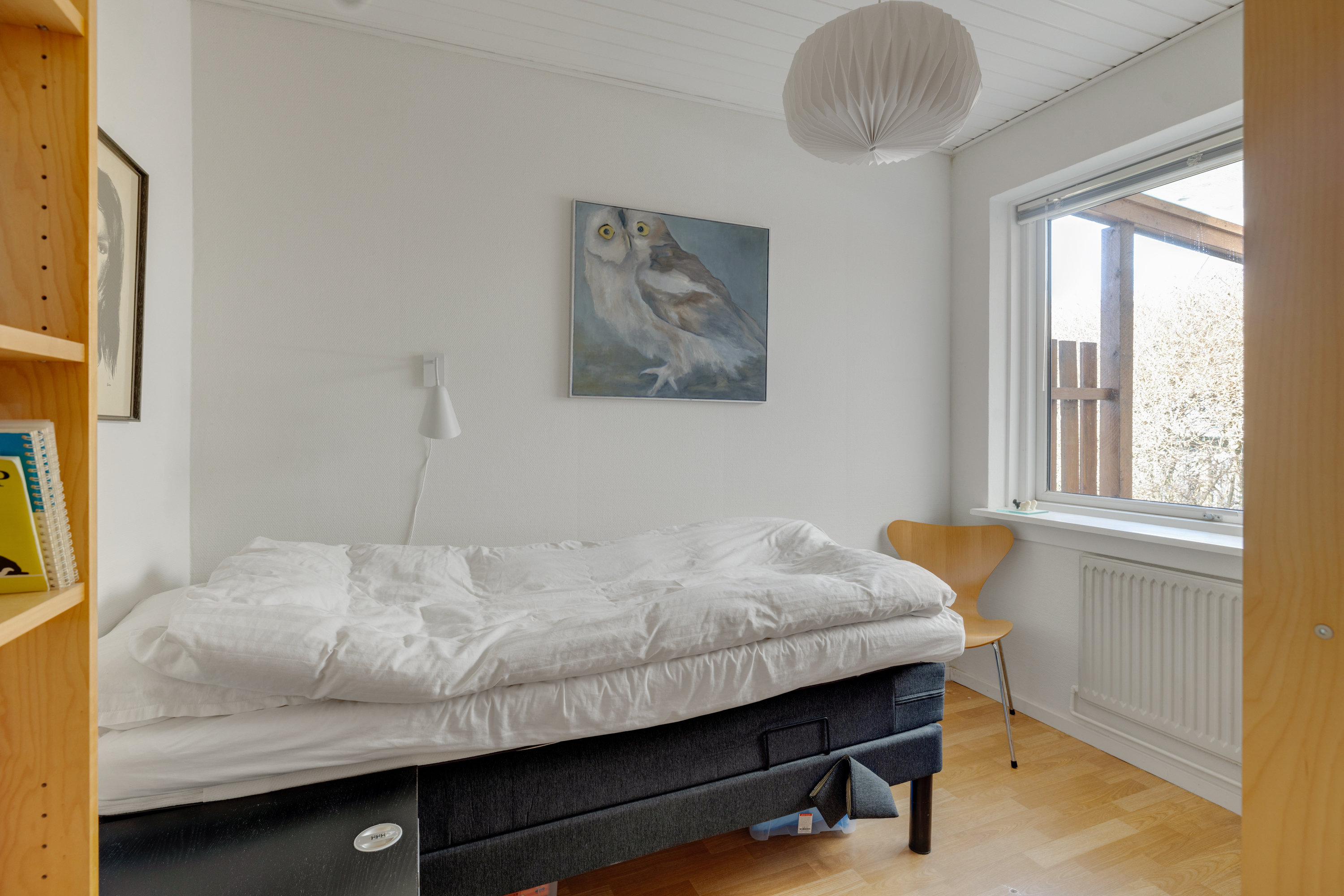 Fremhævet soveværelse billede i fuldskærmstilstand. Billede af Rosmosevej 18, 2650 Hvidovre