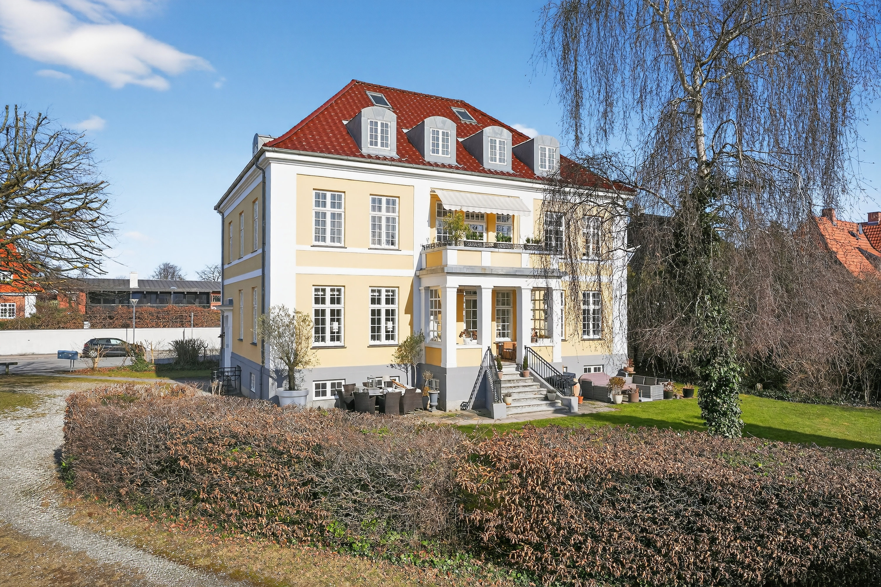 Fremhævet ejendommen billede i fuldskærmstilstand. Billede af Strandagervej 24, 2900 Hellerup