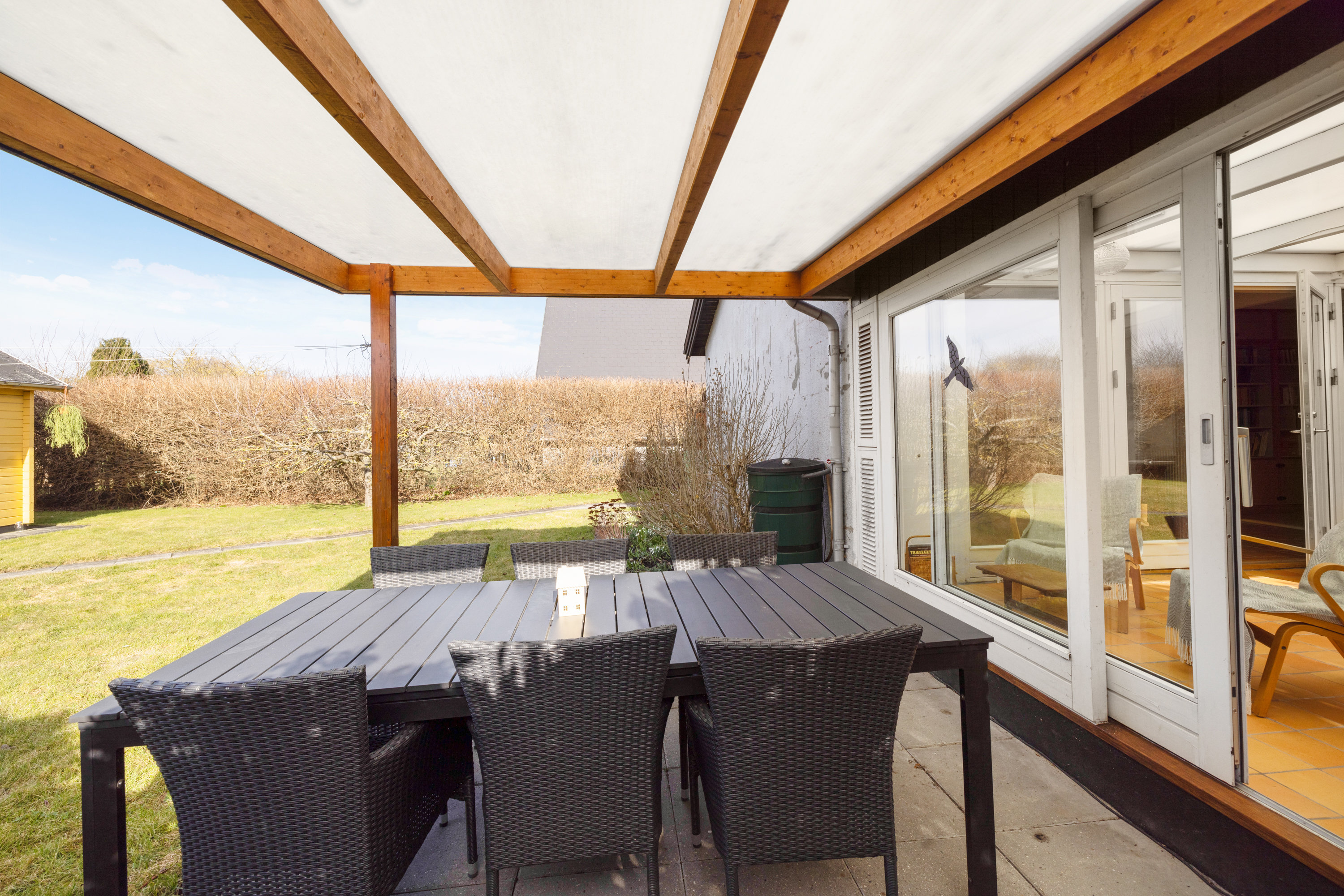 Fremhævet terrasse billede i fuldskærmstilstand. Billede af Rosmosevej 18, 2650 Hvidovre