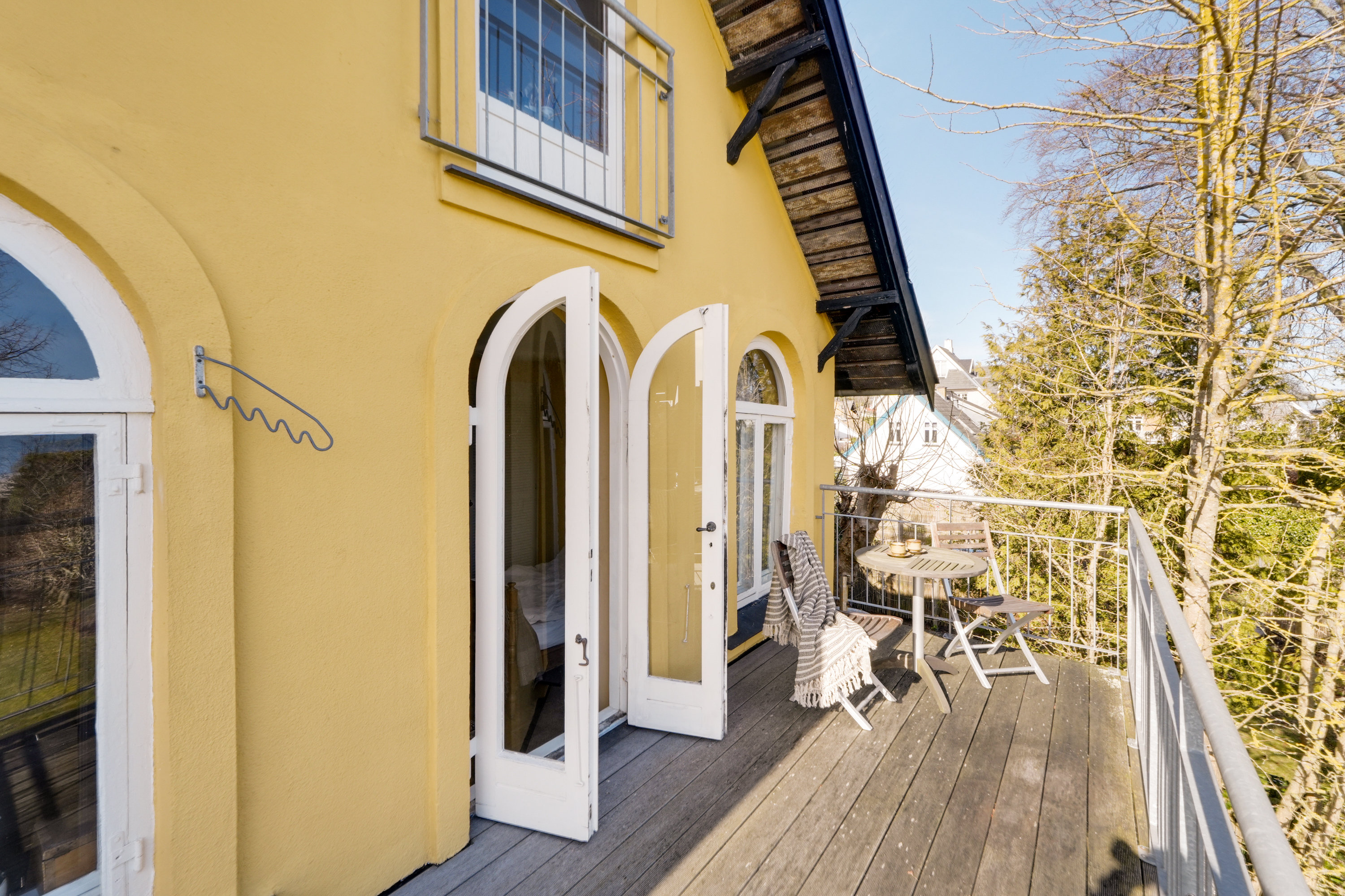 Fremhævet altan billede i fuldskærmstilstand. Billede af Strandvejen 649, Taarbæk, 2930 Klampenborg