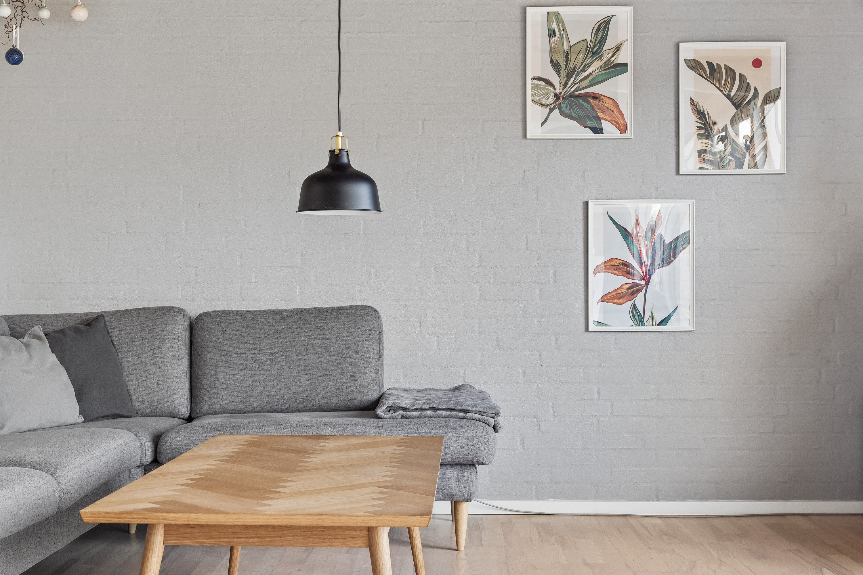 Fremhævet stue billede i fuldskærmstilstand. Billede af Jernalderen 4, Fløng, 2640 Hedehusene