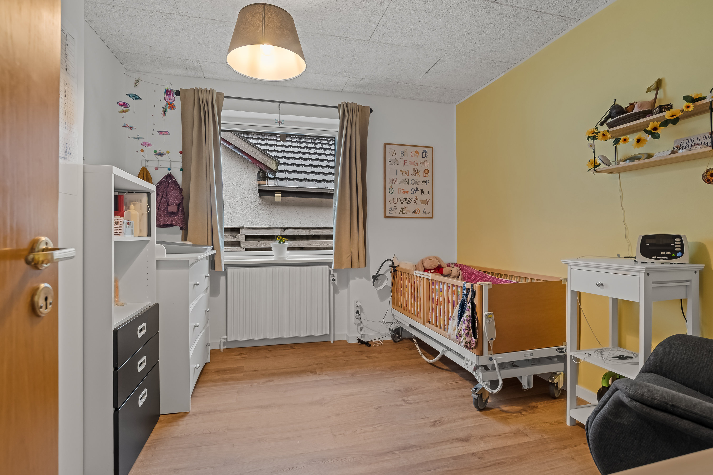 Fremhævet værelse billede i fuldskærmstilstand. Billede af Lemvigvej 45, 7500 Holstebro