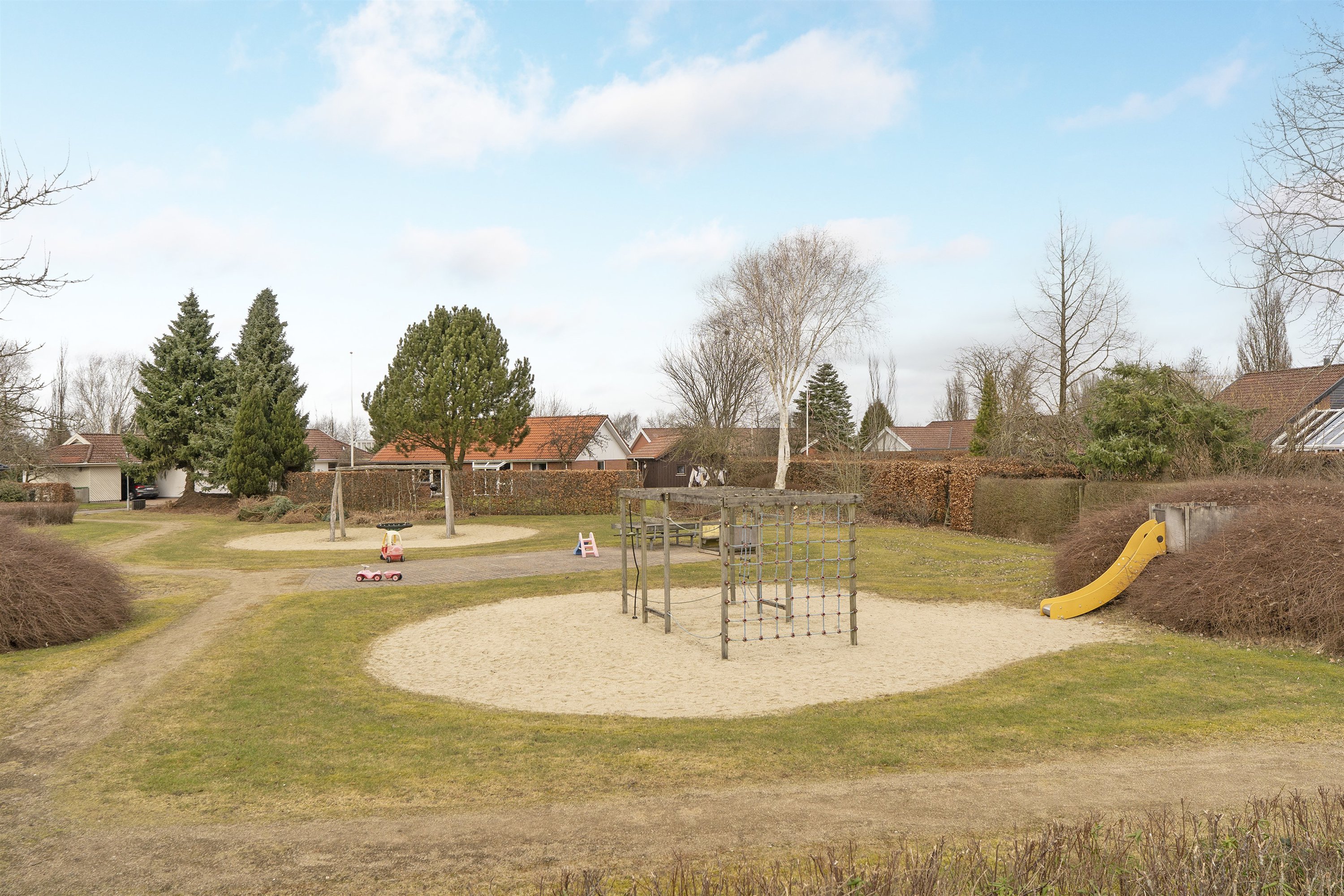 Fremhævet område billede i fuldskærmstilstand. Billede af Flintemarken 40, 7190 Billund