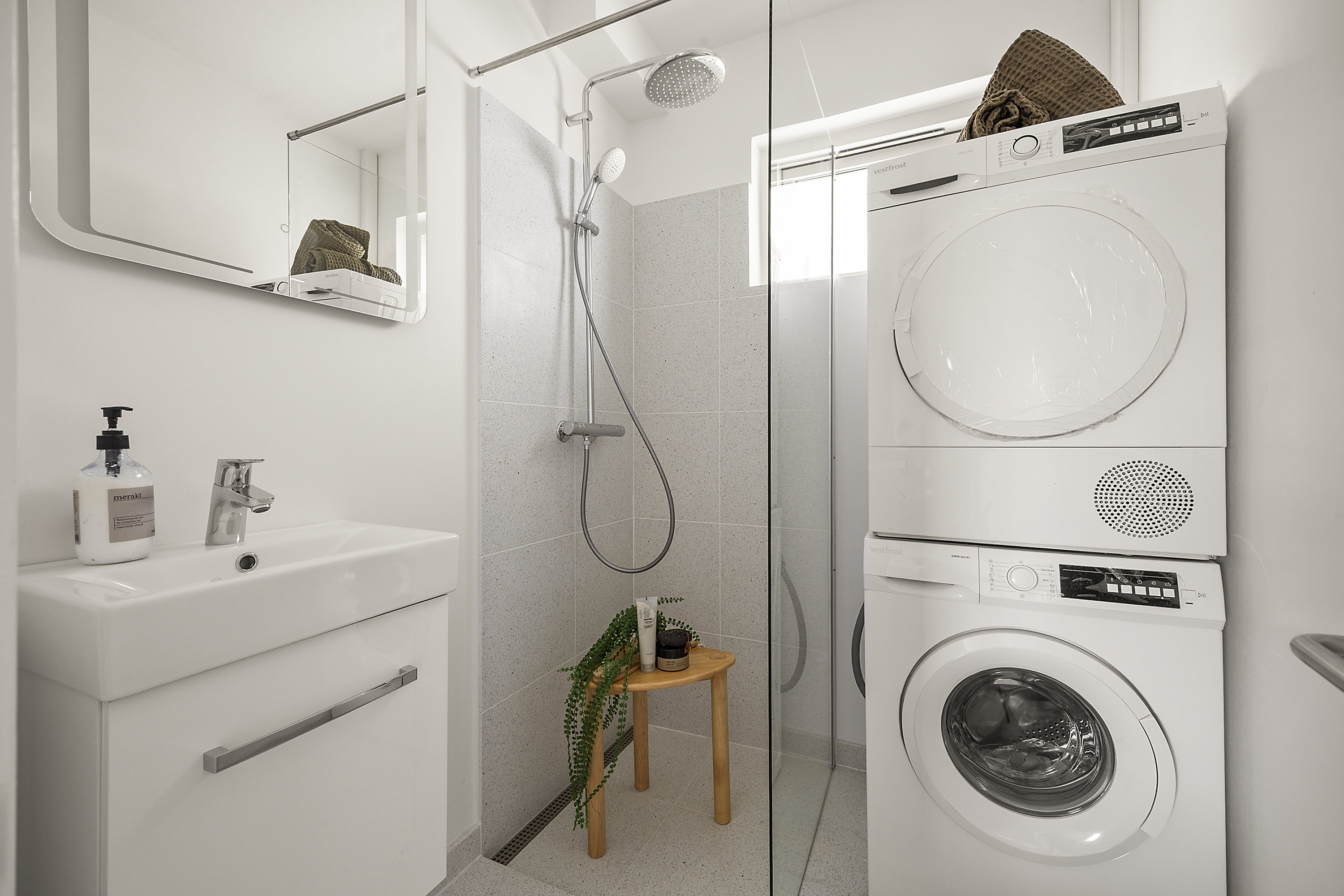 Fremhævet andet billede i fuldskærmstilstand. Billede af Stubmøllevej 1, 1. 116., 2450 København SV