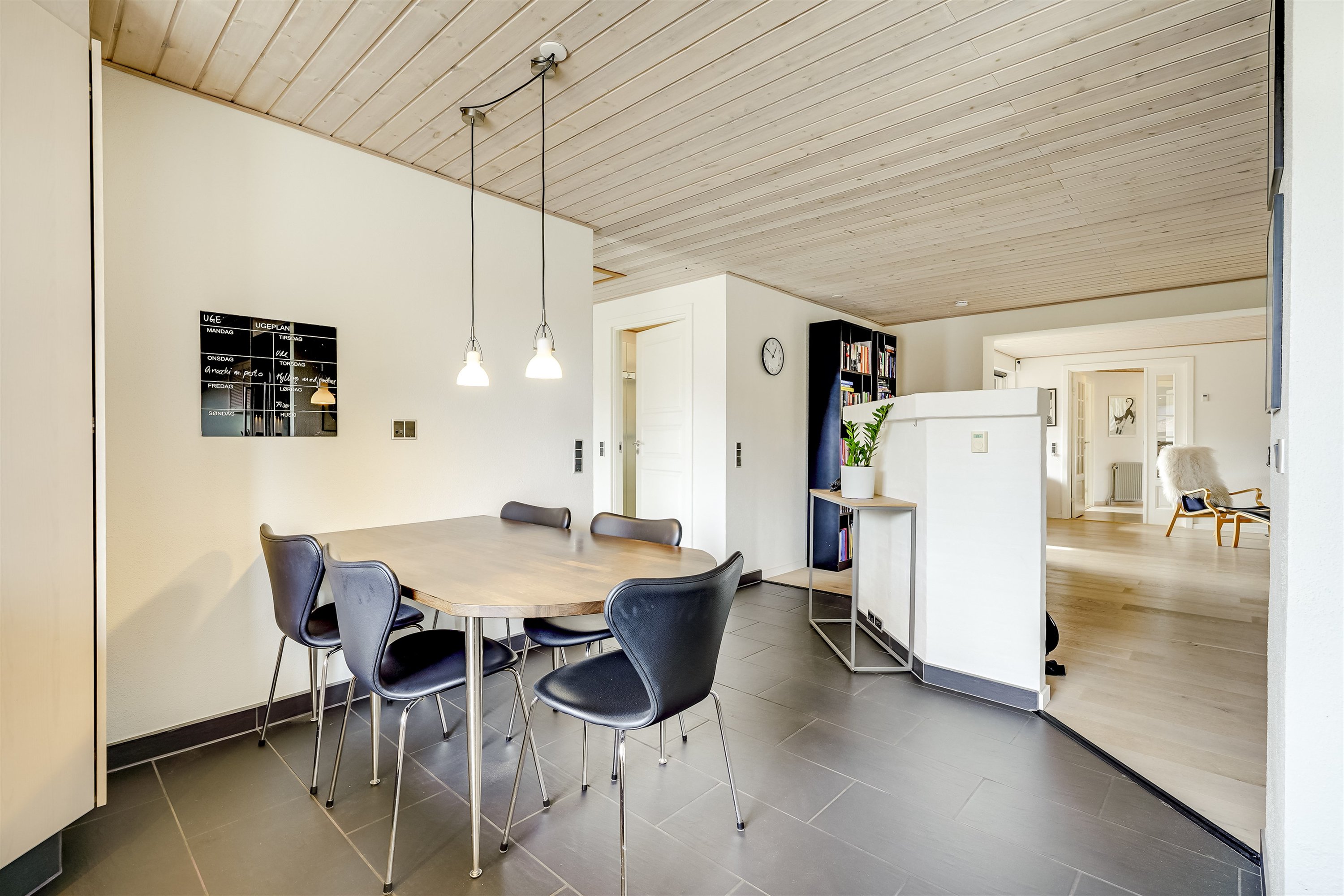 Fremhævet alrum billede i fuldskærmstilstand. Billede af Mølleparken 366, 7190 Billund