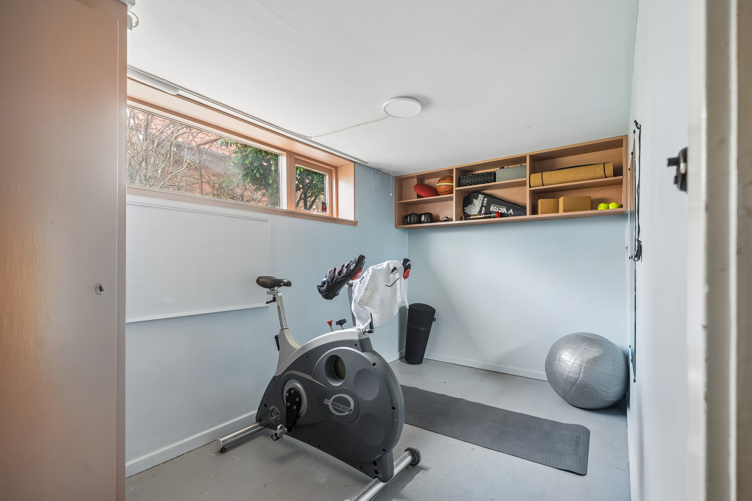 Fremhævet bryggers billede i fuldskærmstilstand. Billede af Bakkevænget 21, 2820 Gentofte