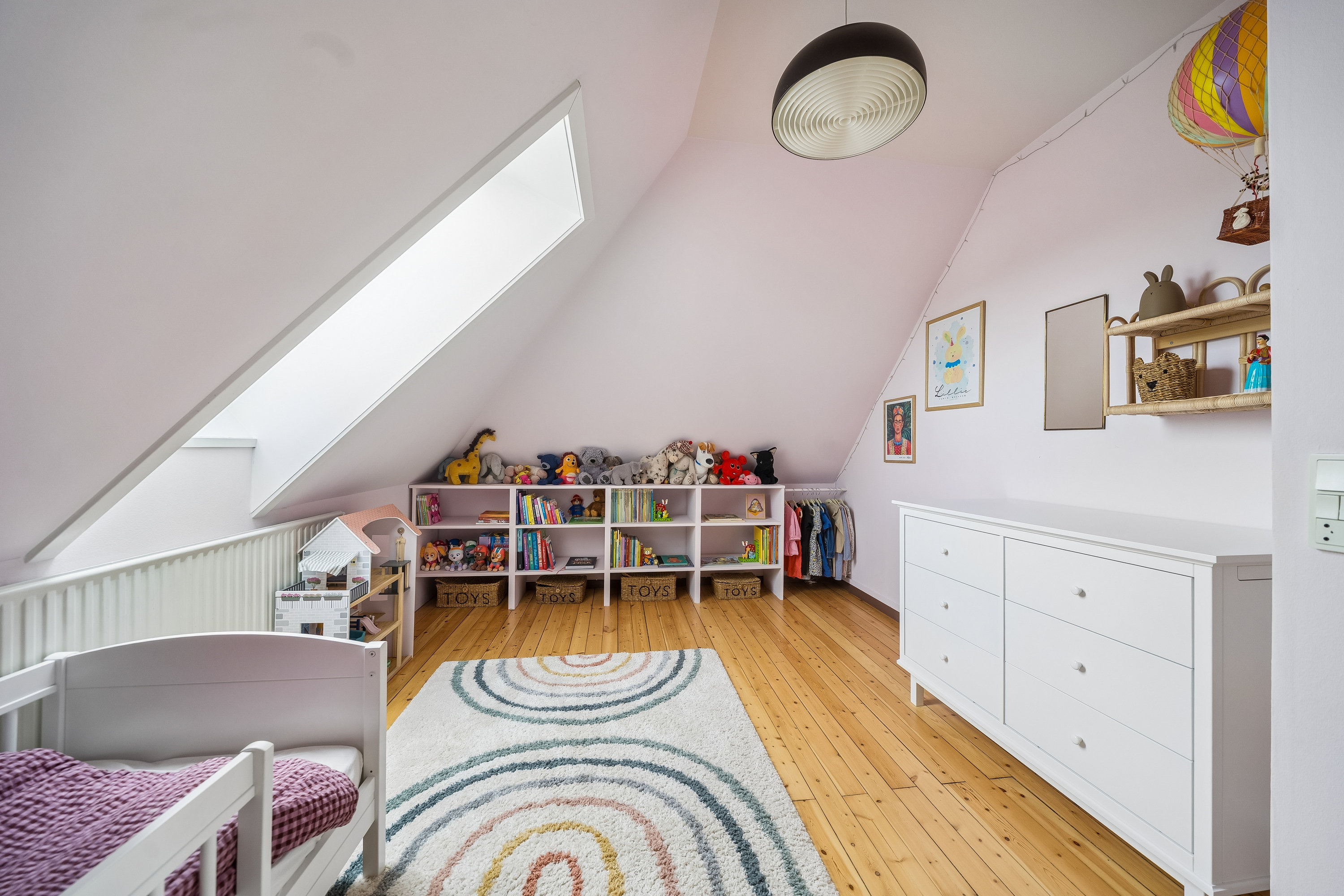 Fremhævet værelse billede i fuldskærmstilstand. Billede af Bakkevænget 21, 2820 Gentofte