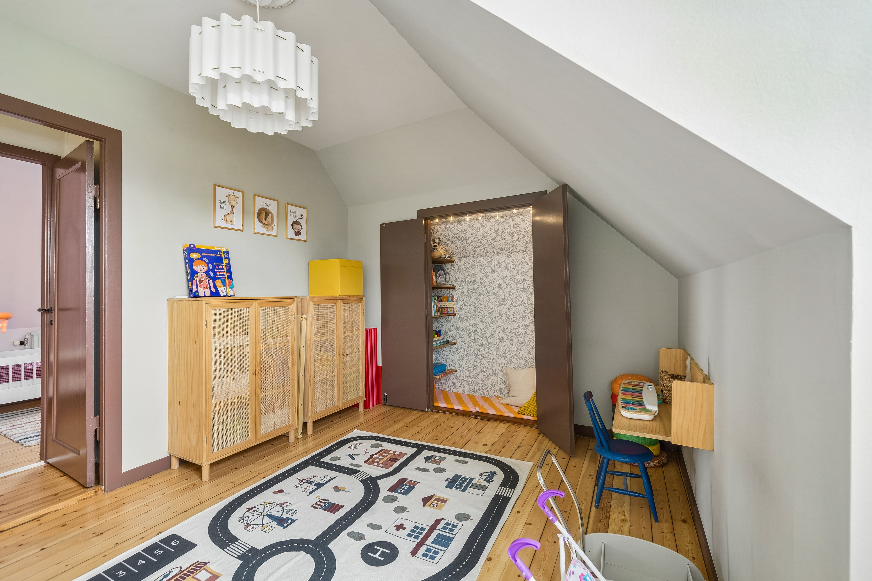 Fremhævet værelse billede i fuldskærmstilstand. Billede af Bakkevænget 21, 2820 Gentofte