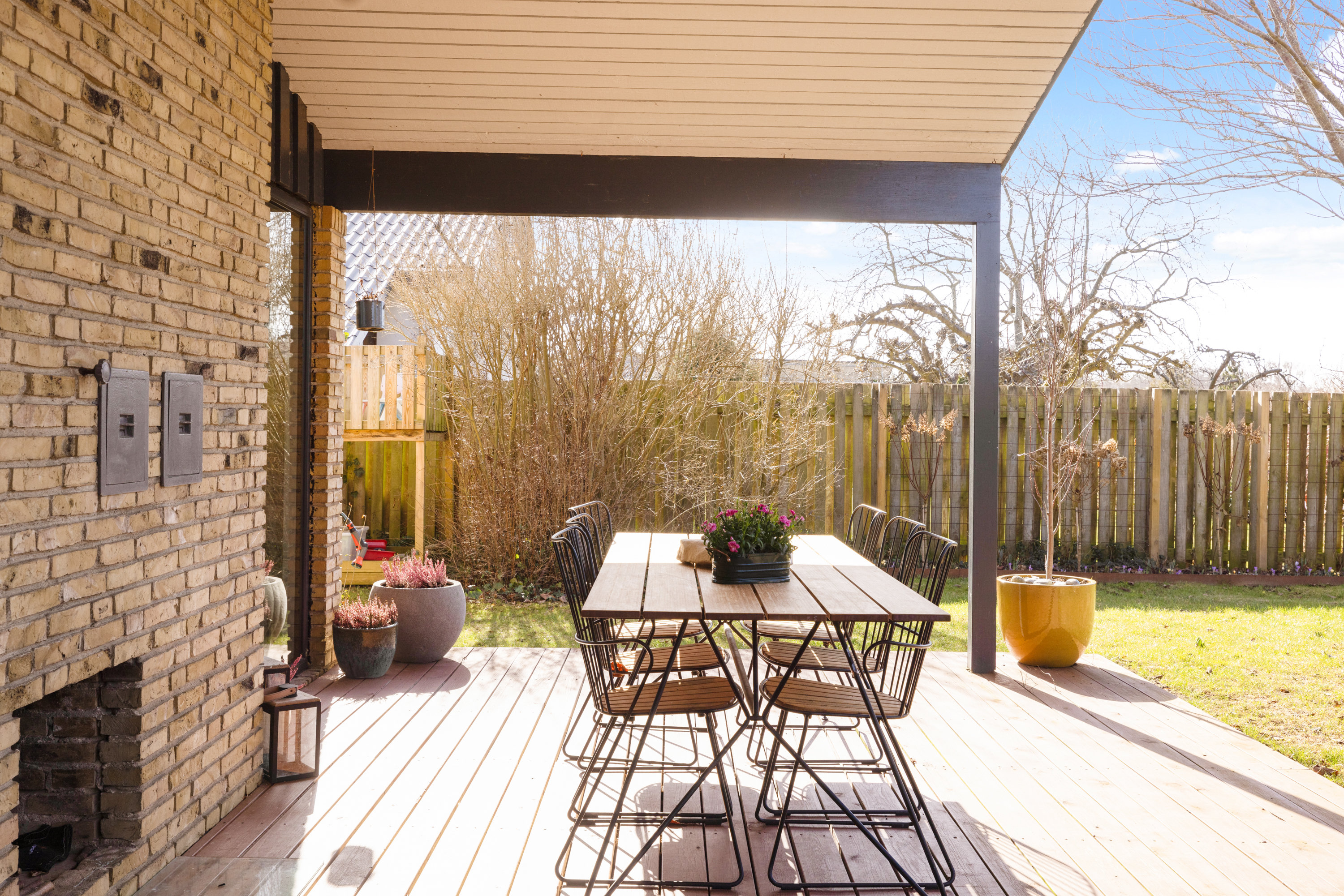 Fremhævet overdækket terrasse billede i fuldskærmstilstand. Billede af Sjælsøvej 49, 3460 Birkerød