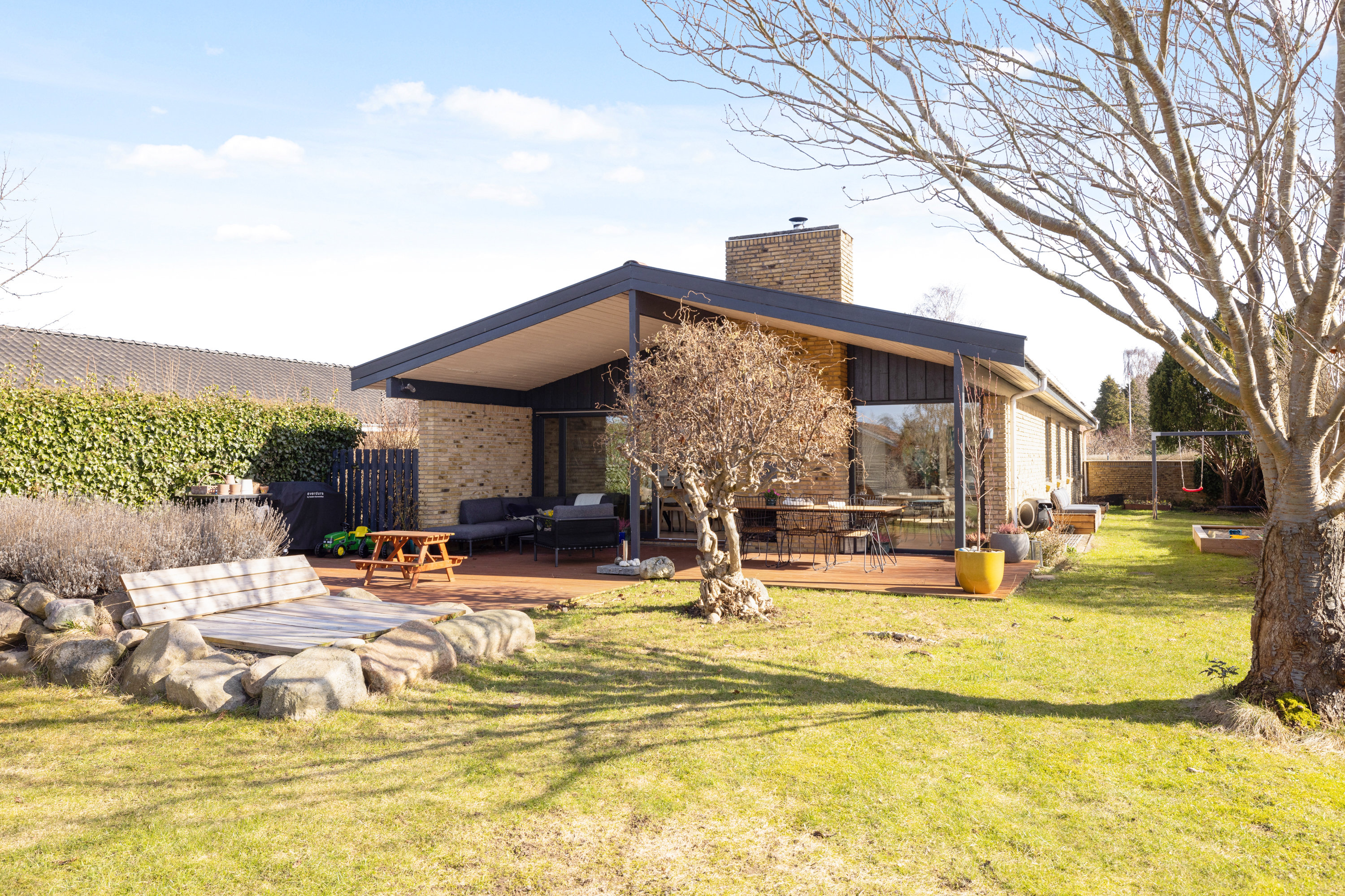 Villa: Facade på Sjælsøvej 49, 3460 Birkerød