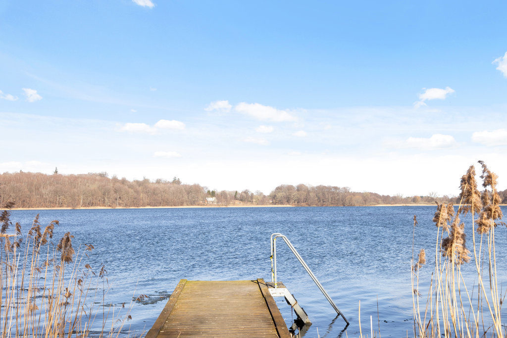 Fremhævet  billede i fuldskærmstilstand. Billede af Sjælsøvej 57, 3460 Birkerød