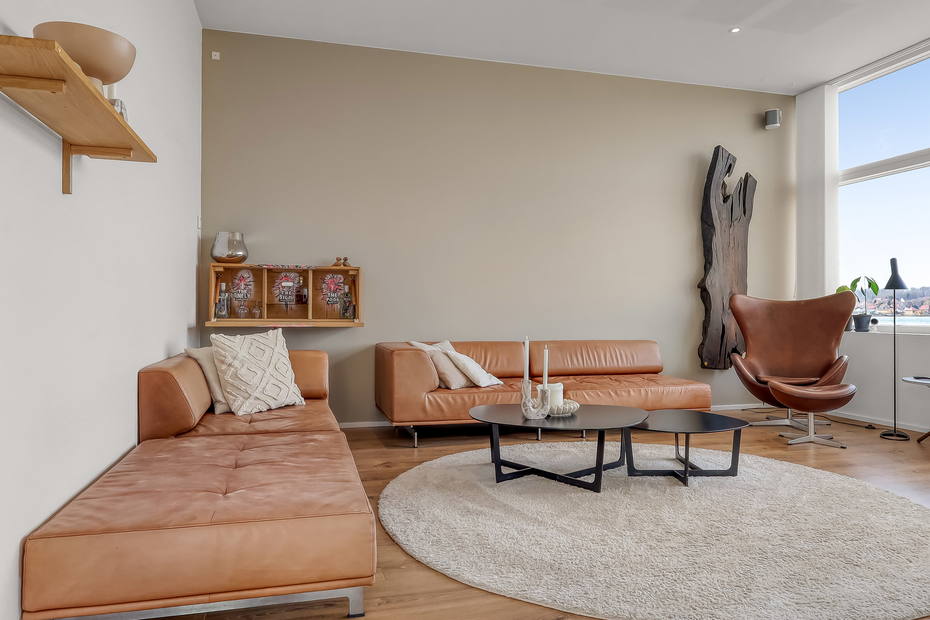 Fremhævet stue billede i fuldskærmstilstand. Billede af Troensevej 3, Tåsinge, 5700 Svendborg