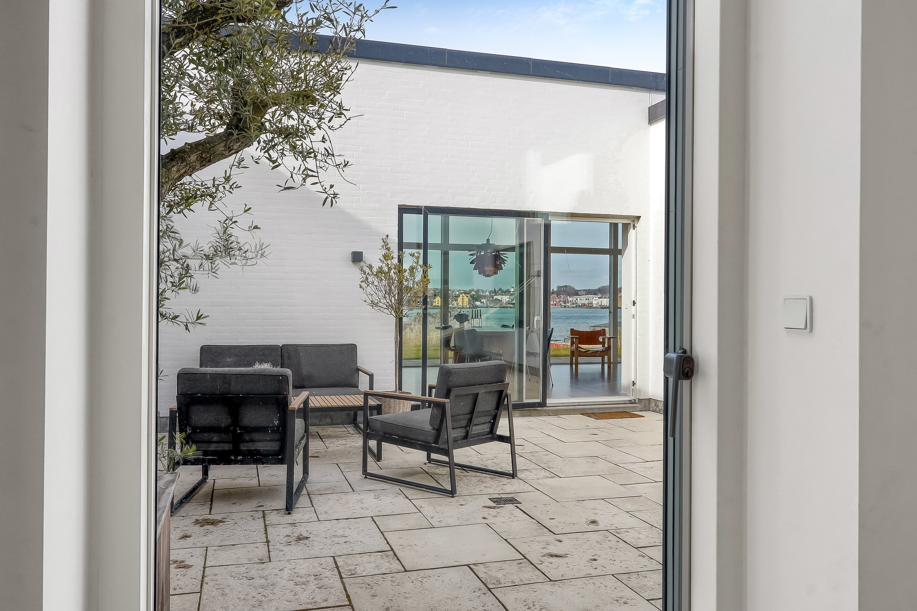 Fremhævet terrasse billede i fuldskærmstilstand. Billede af Troensevej 3, Tåsinge, 5700 Svendborg