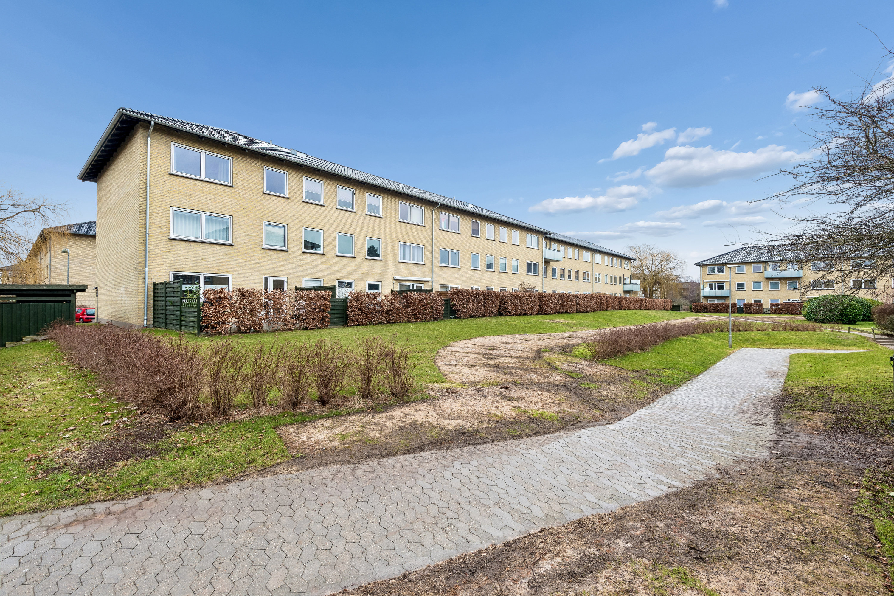 Fremhævet andet billede i fuldskærmstilstand. Billede af Lindevangshusene 54, 1. tv., 2630 Taastrup