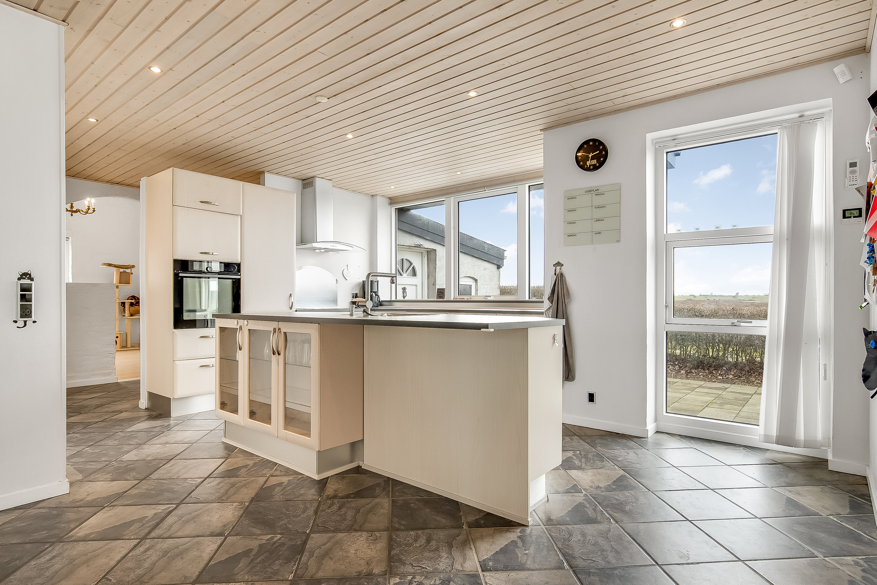 Fremhævet køkken billede i fuldskærmstilstand. Billede af Ammitsbølvej 72, Ødsted, 7100 Vejle