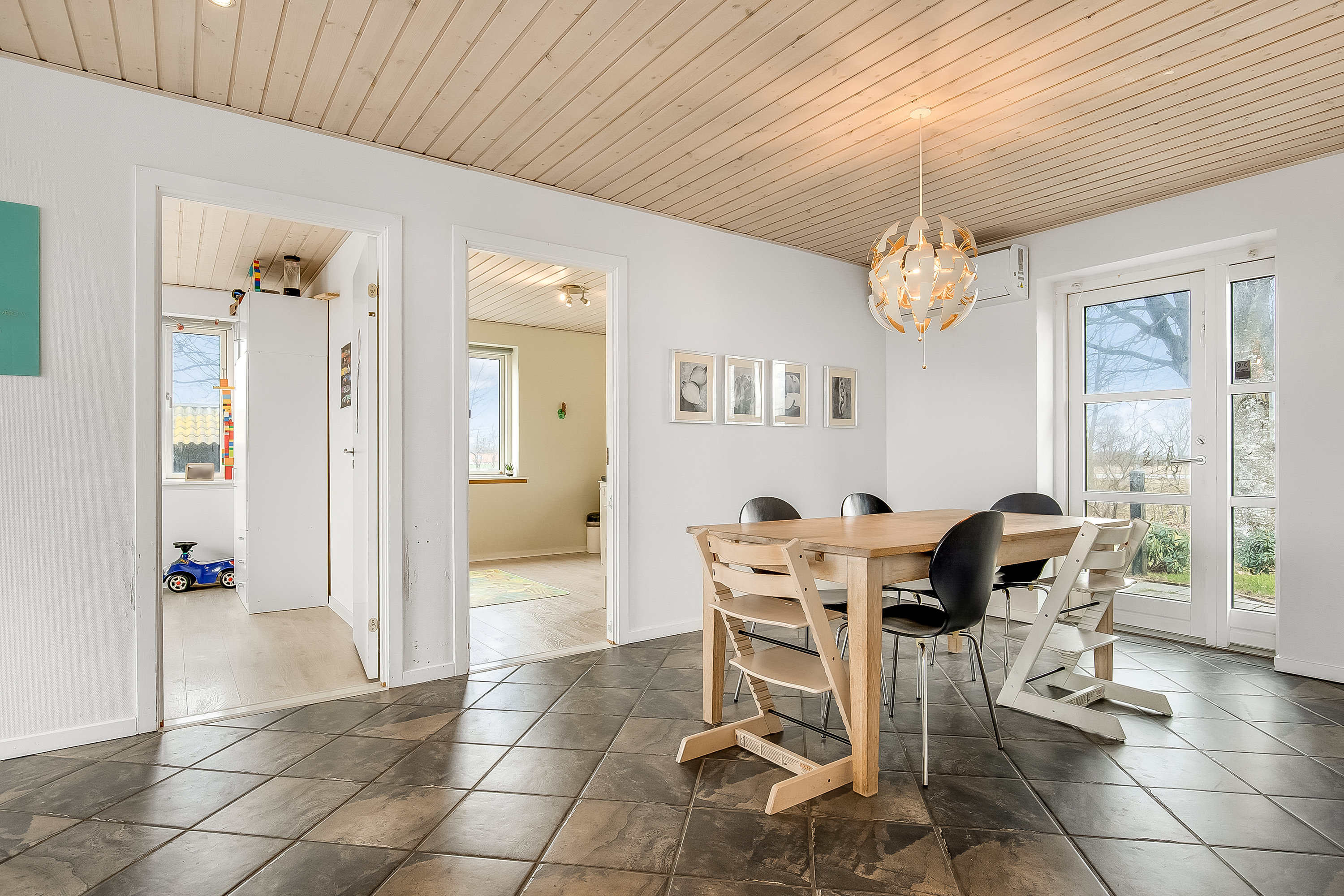 Fremhævet alrum billede i fuldskærmstilstand. Billede af Ammitsbølvej 72, Ødsted, 7100 Vejle