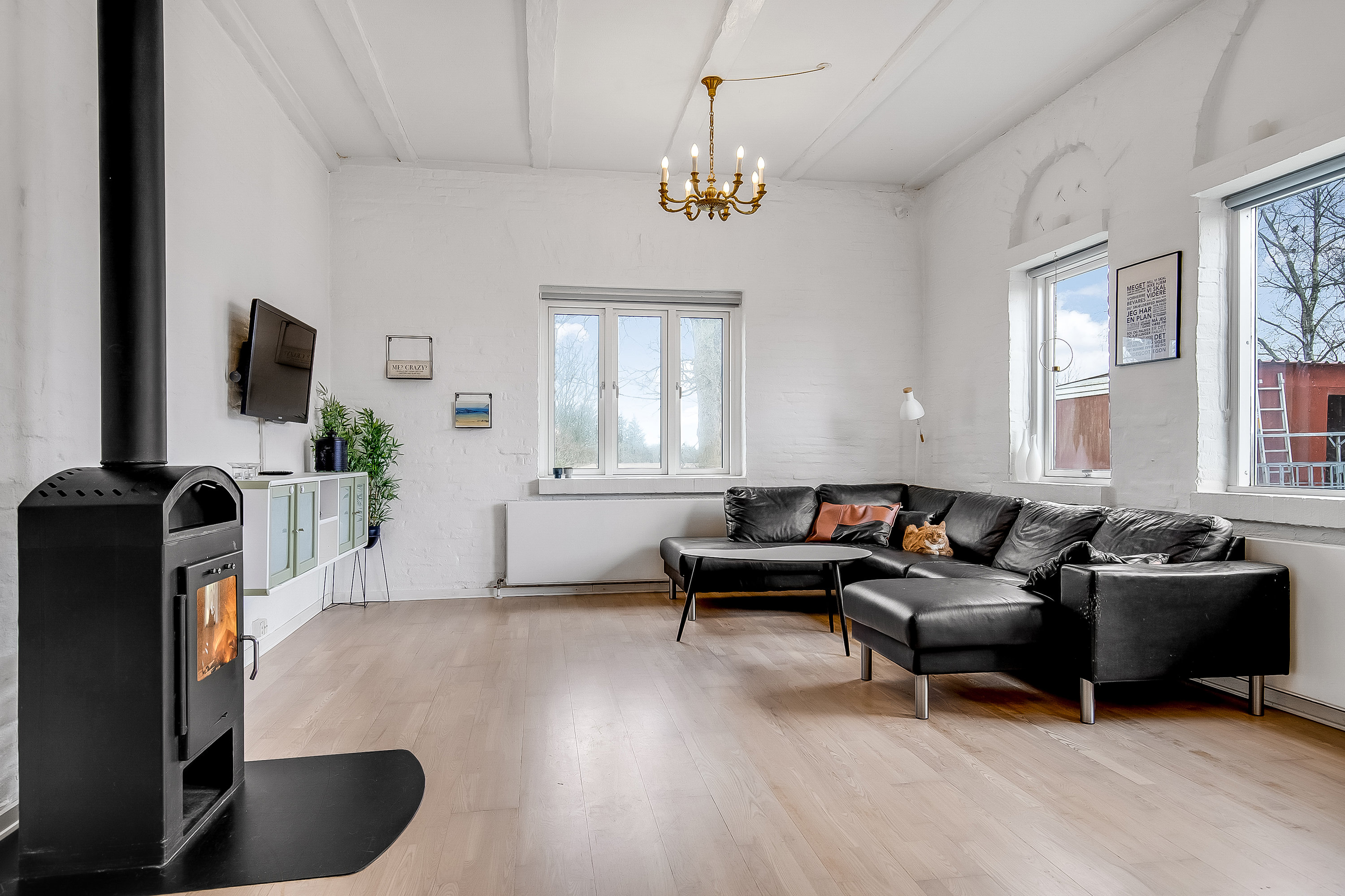 Fremhævet stue billede i fuldskærmstilstand. Billede af Ammitsbølvej 72, Ødsted, 7100 Vejle