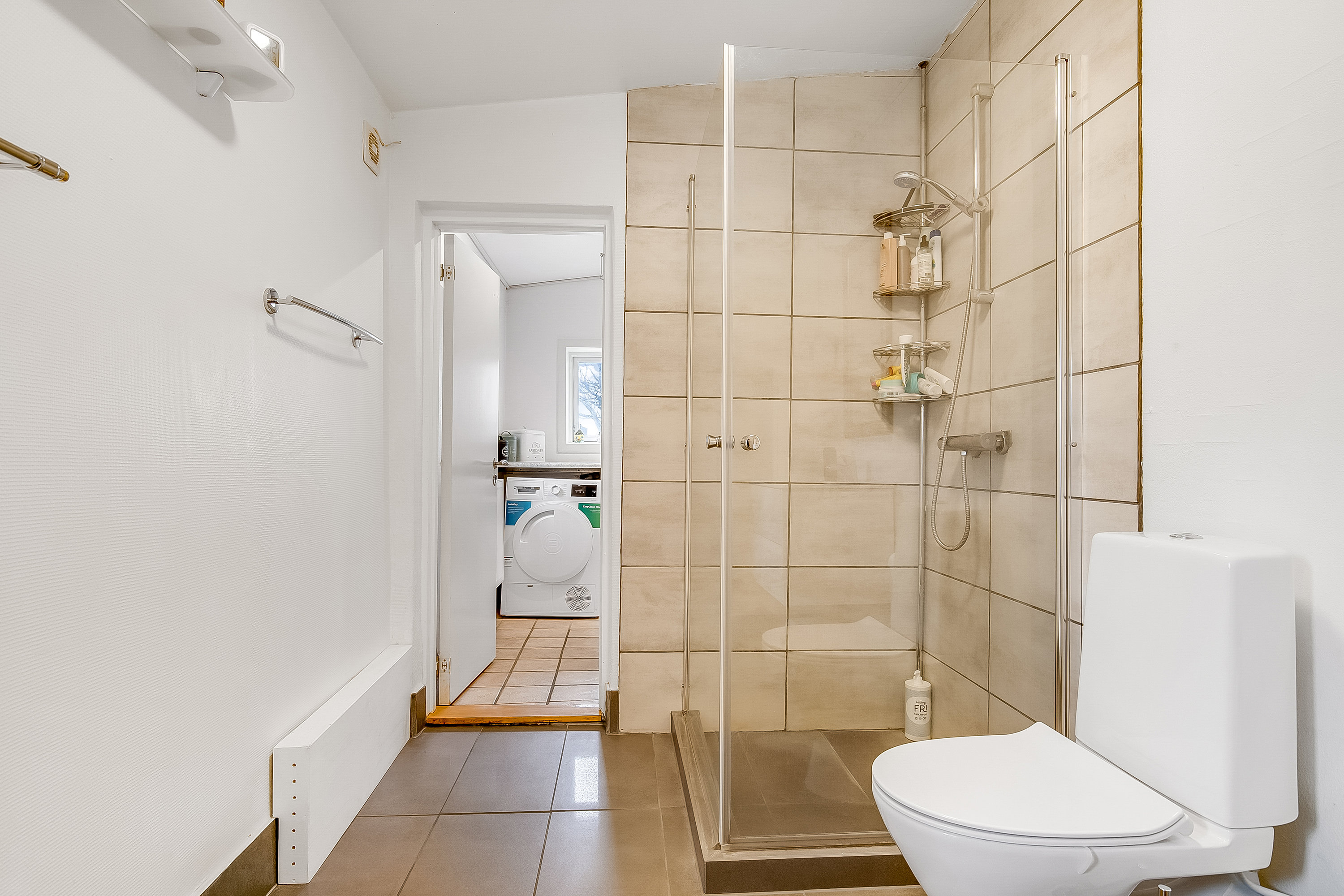 Fremhævet badeværelse billede i fuldskærmstilstand. Billede af Ammitsbølvej 72, Ødsted, 7100 Vejle