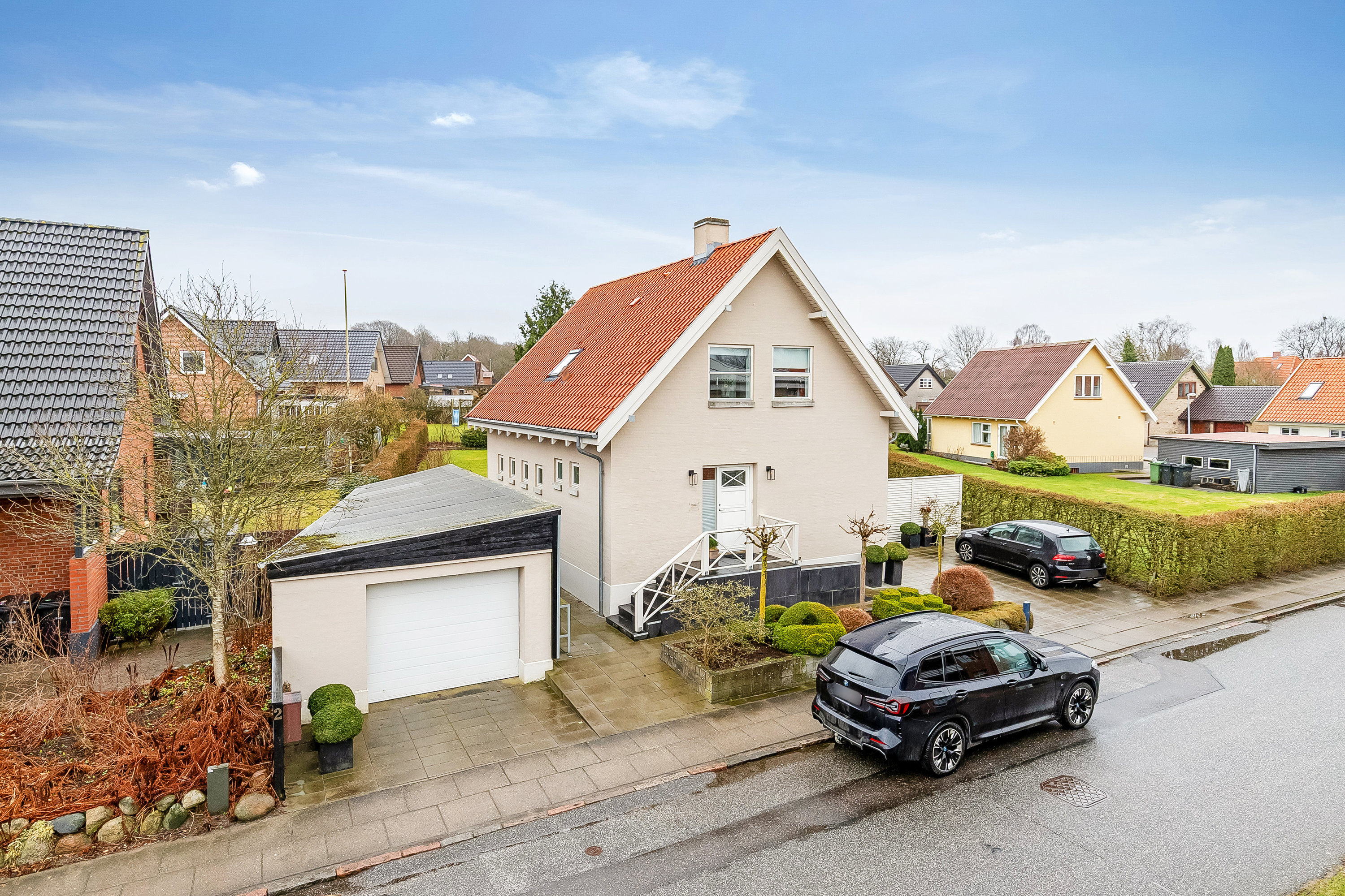 Fremhævet mastefoto billede i fuldskærmstilstand. Billede af Elsdyrvej 2, 7100 Vejle